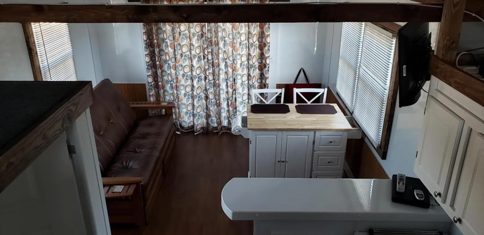 Old Wooden Bridge Resort & Marina