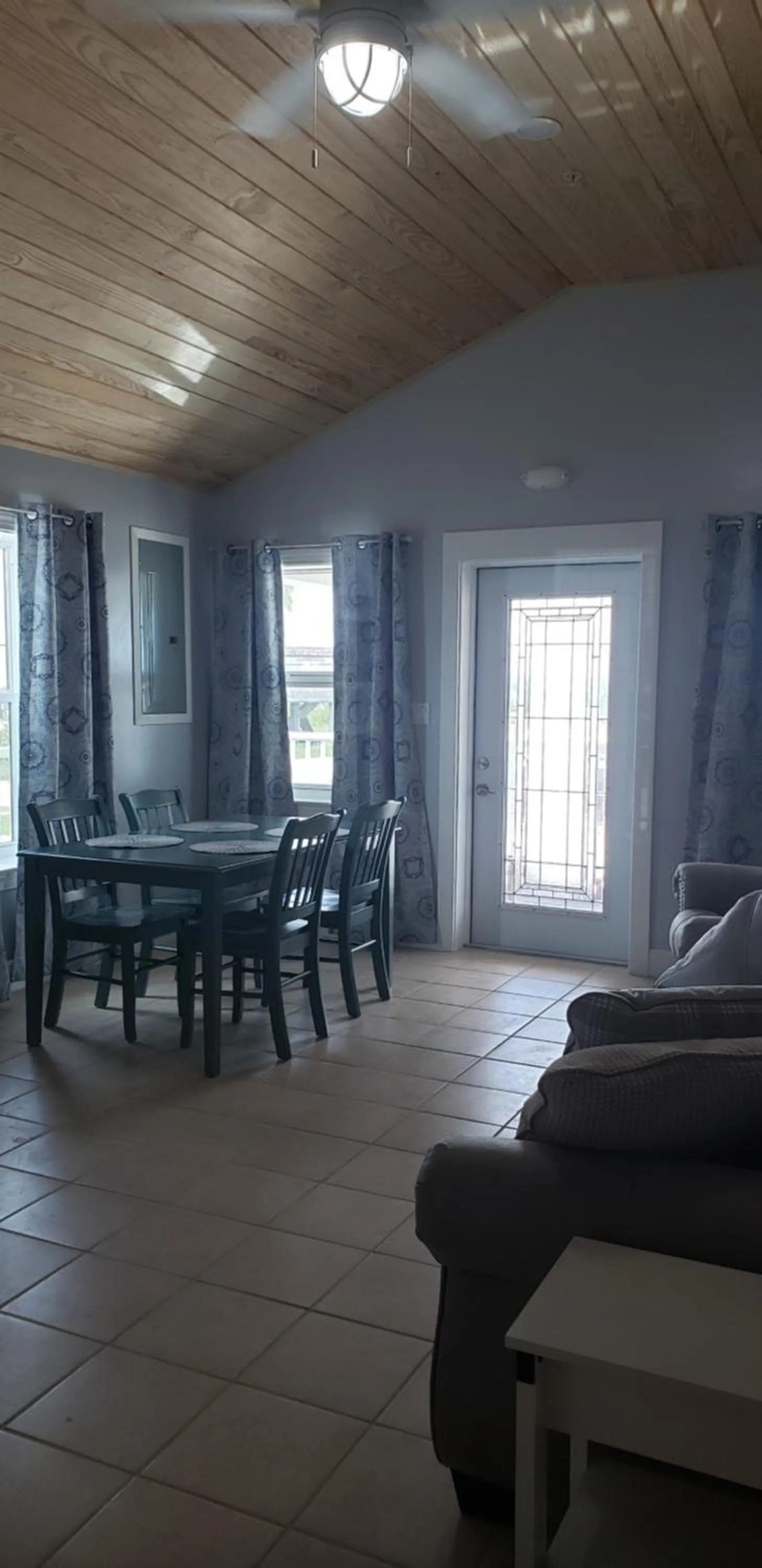 Old Wooden Bridge Resort & Marina