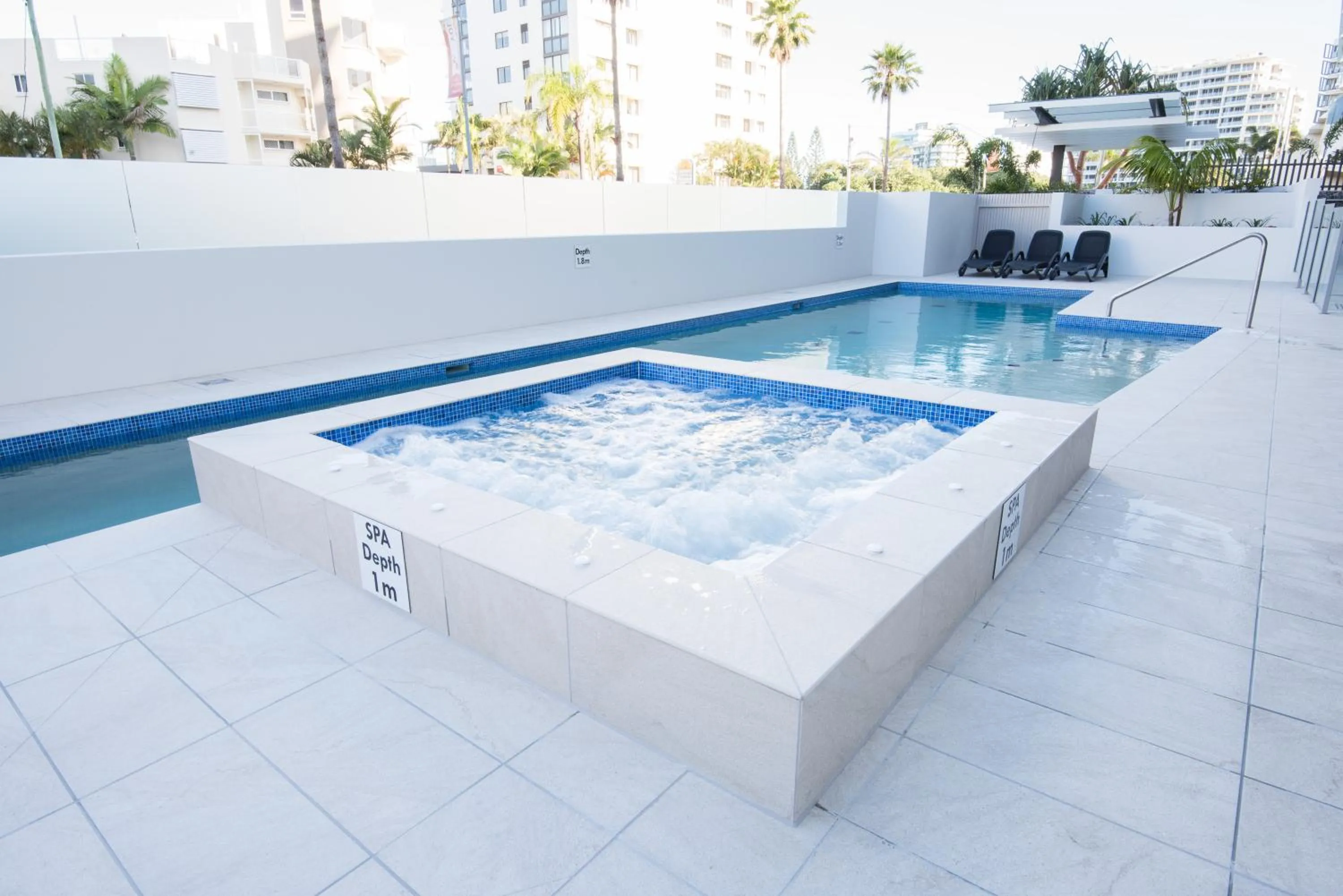 Swimming pool in Verve on Cotton Tree