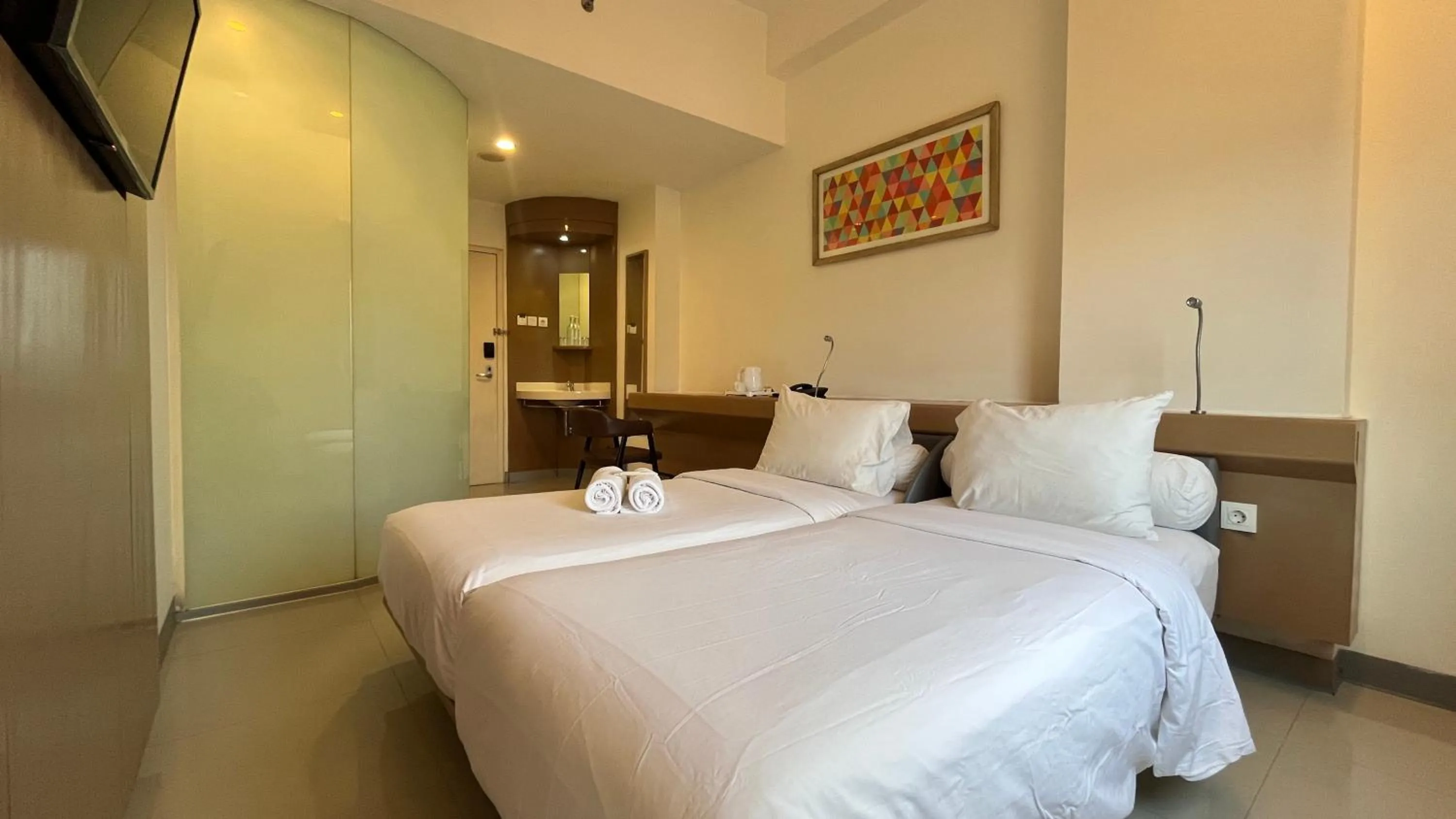 Bedroom, Bed in LAMORA Kota Lama Surabaya