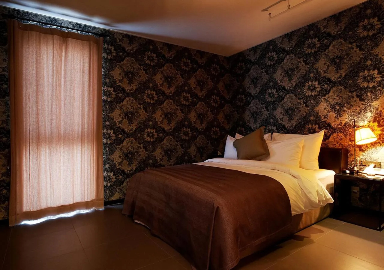 Bed in Lee Design Hotel