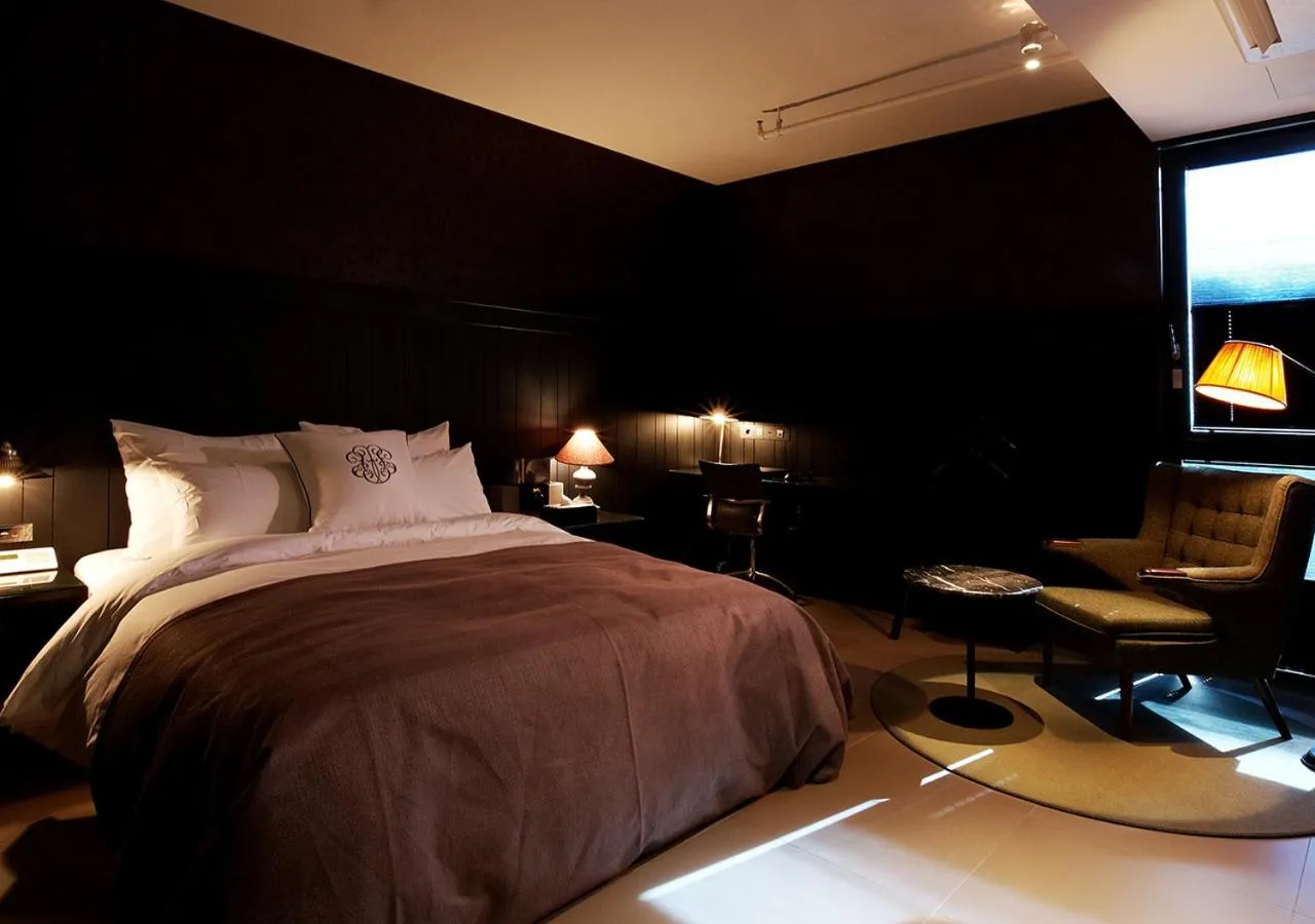 Bed in Lee Design Hotel