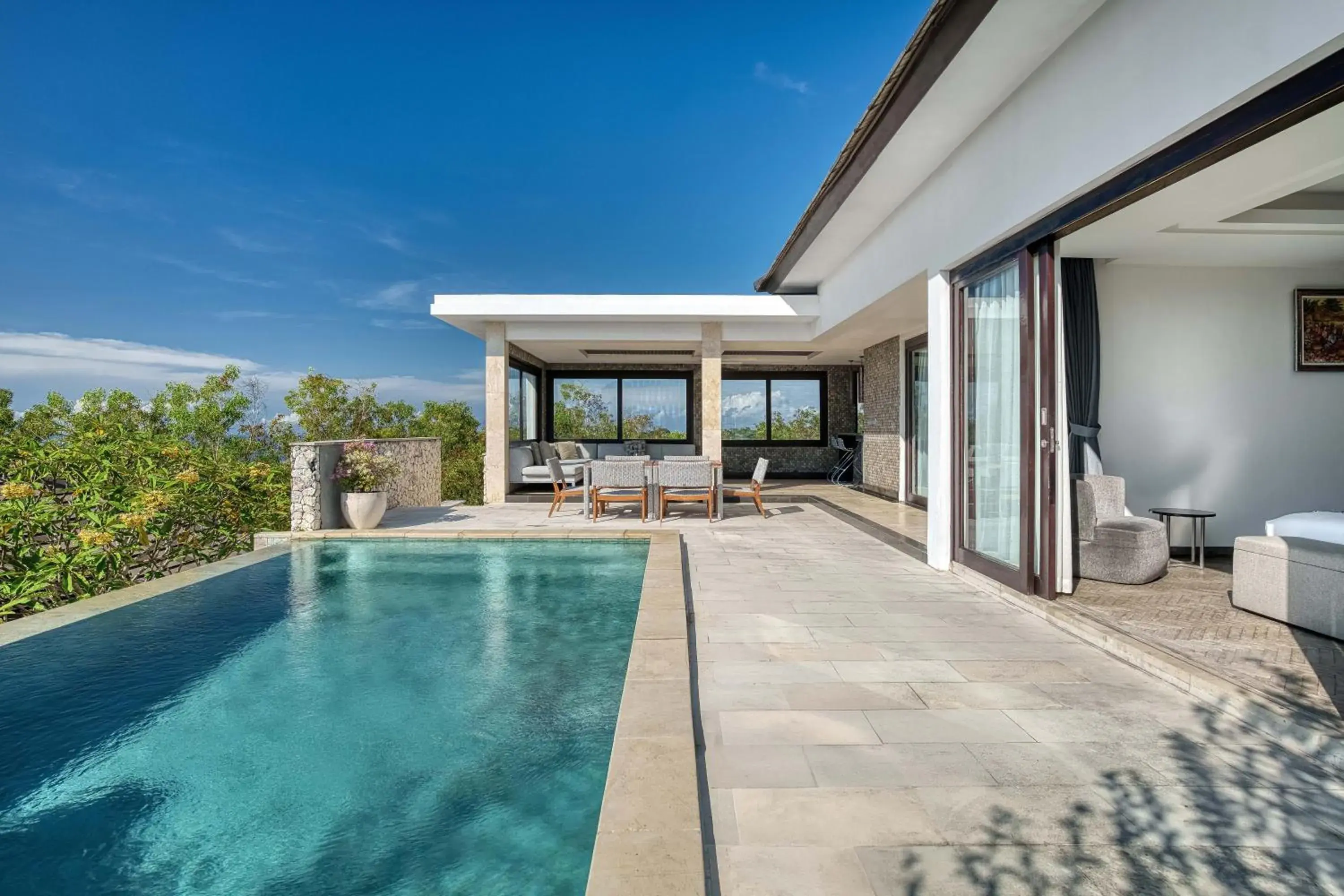 Swimming pool in Prasana Villas by Arjani Resorts Swimming pool in Prasana Villas by Arjani Resorts