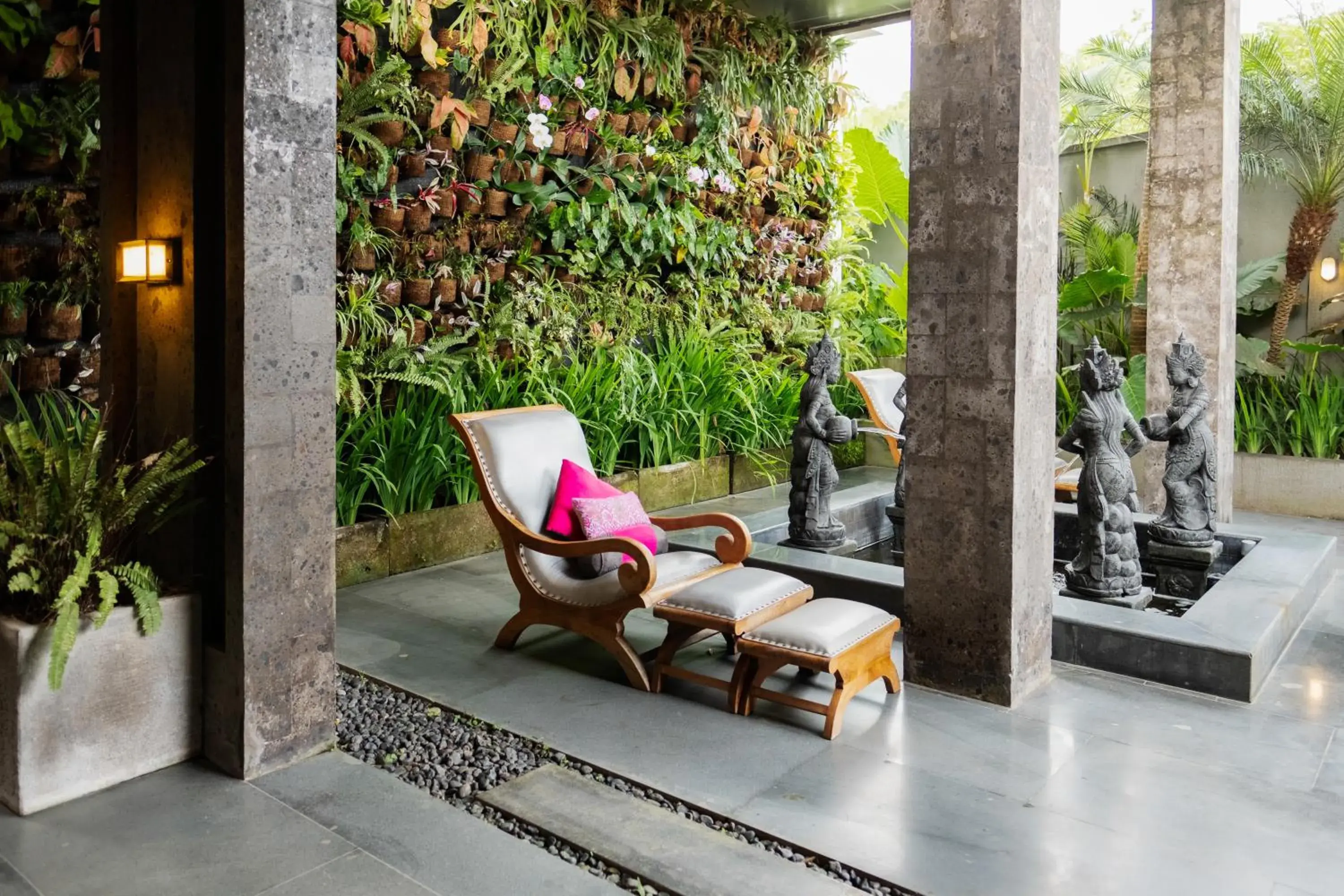 Spa and wellness centre/facilities in Prasana Villas by Arjani Resorts Spa and wellness centre/facilities in Prasana Villas by Arjani Resorts