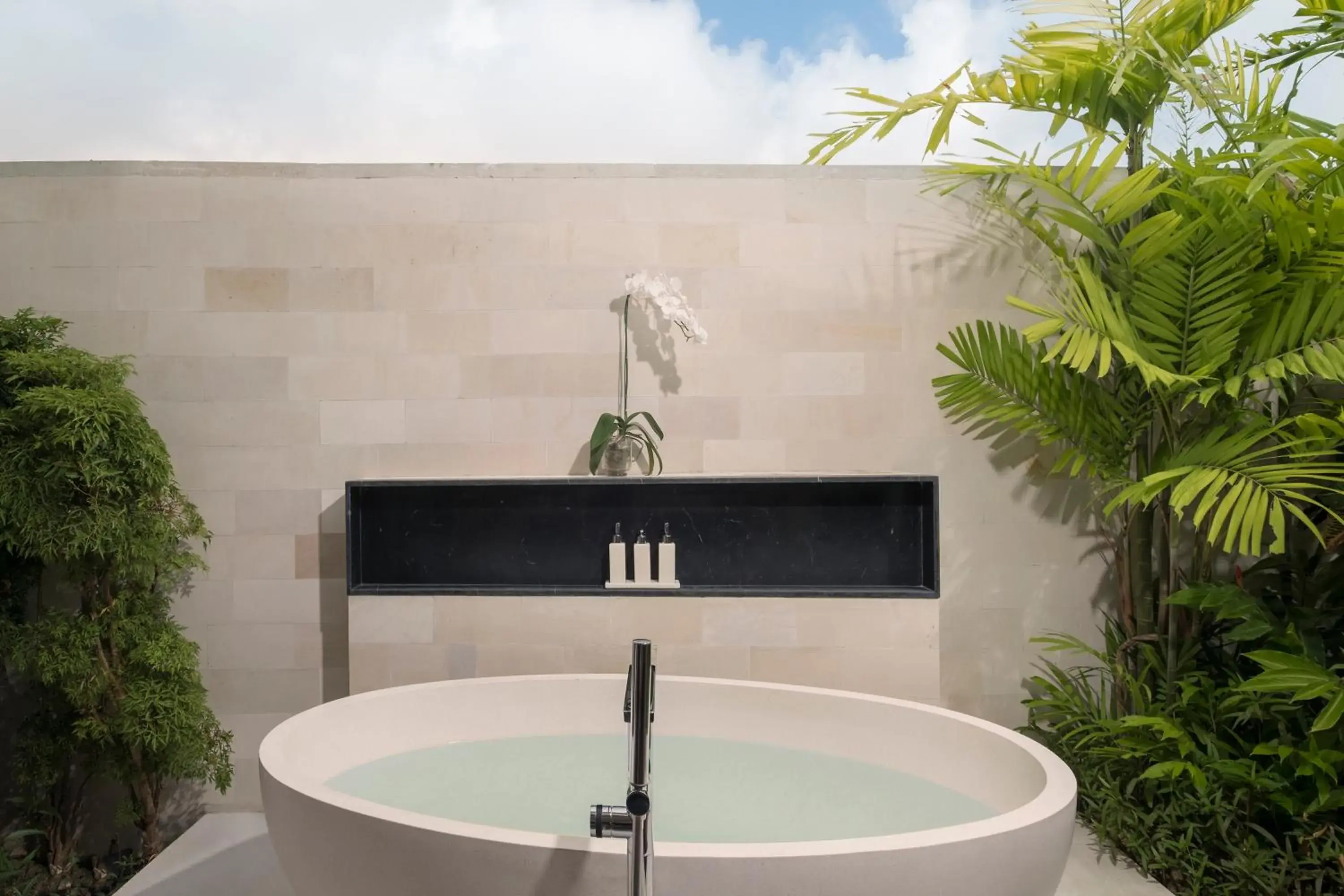 Bathroom in Prasana Villas by Arjani Resorts Bathroom in Prasana Villas by Arjani Resorts