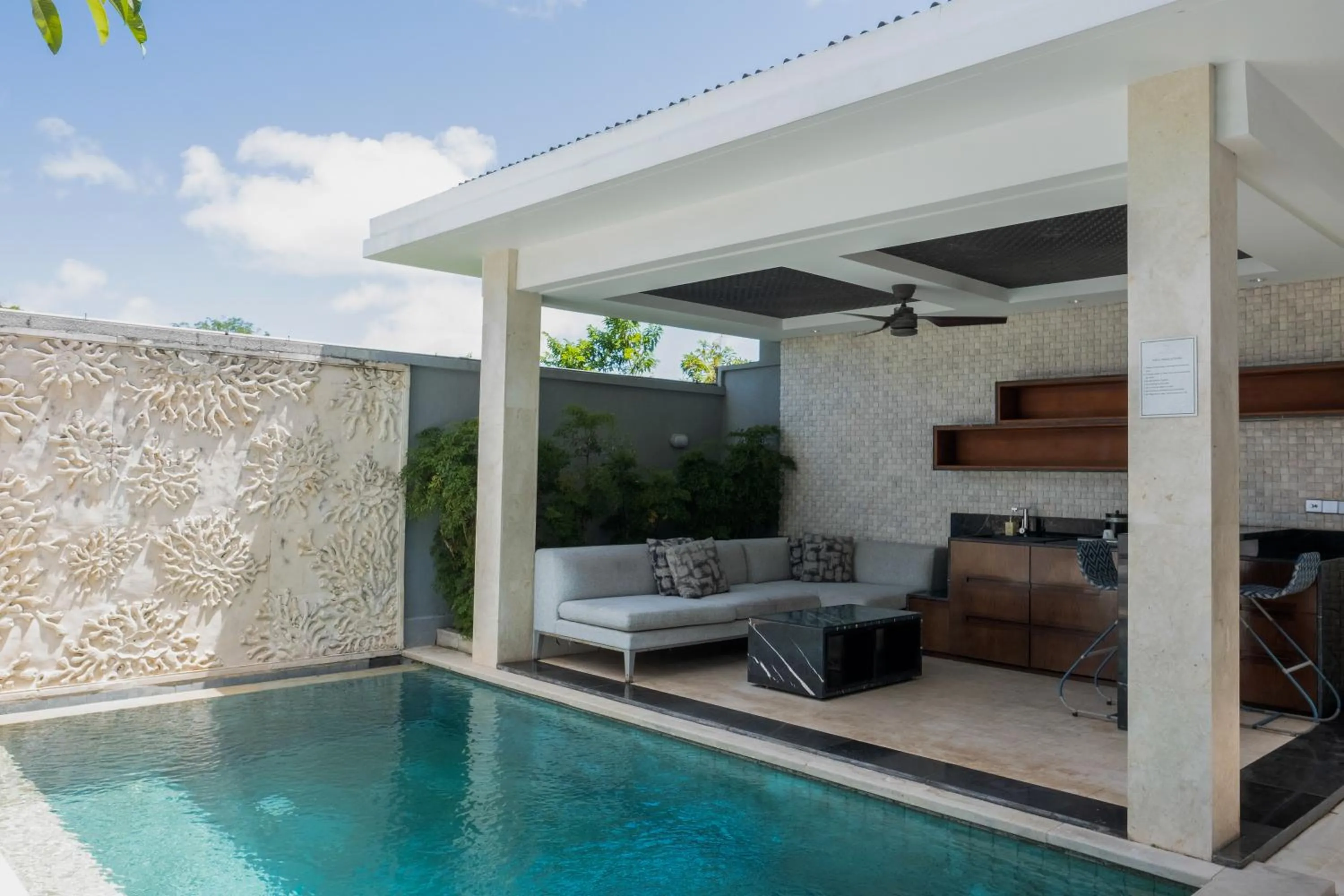 Pool view in Prasana Villas by Arjani Resorts