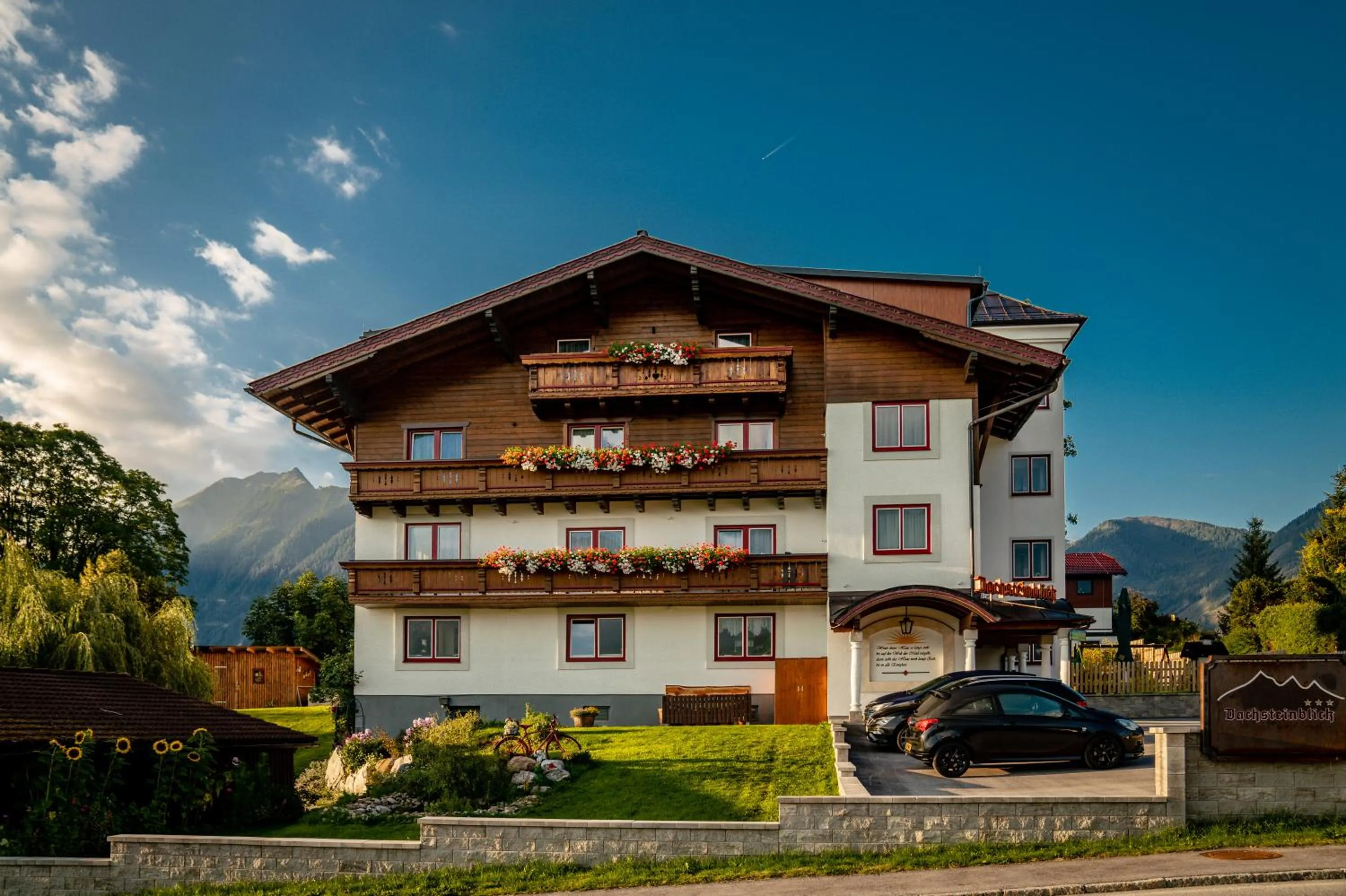 Property building in Dachsteinblick