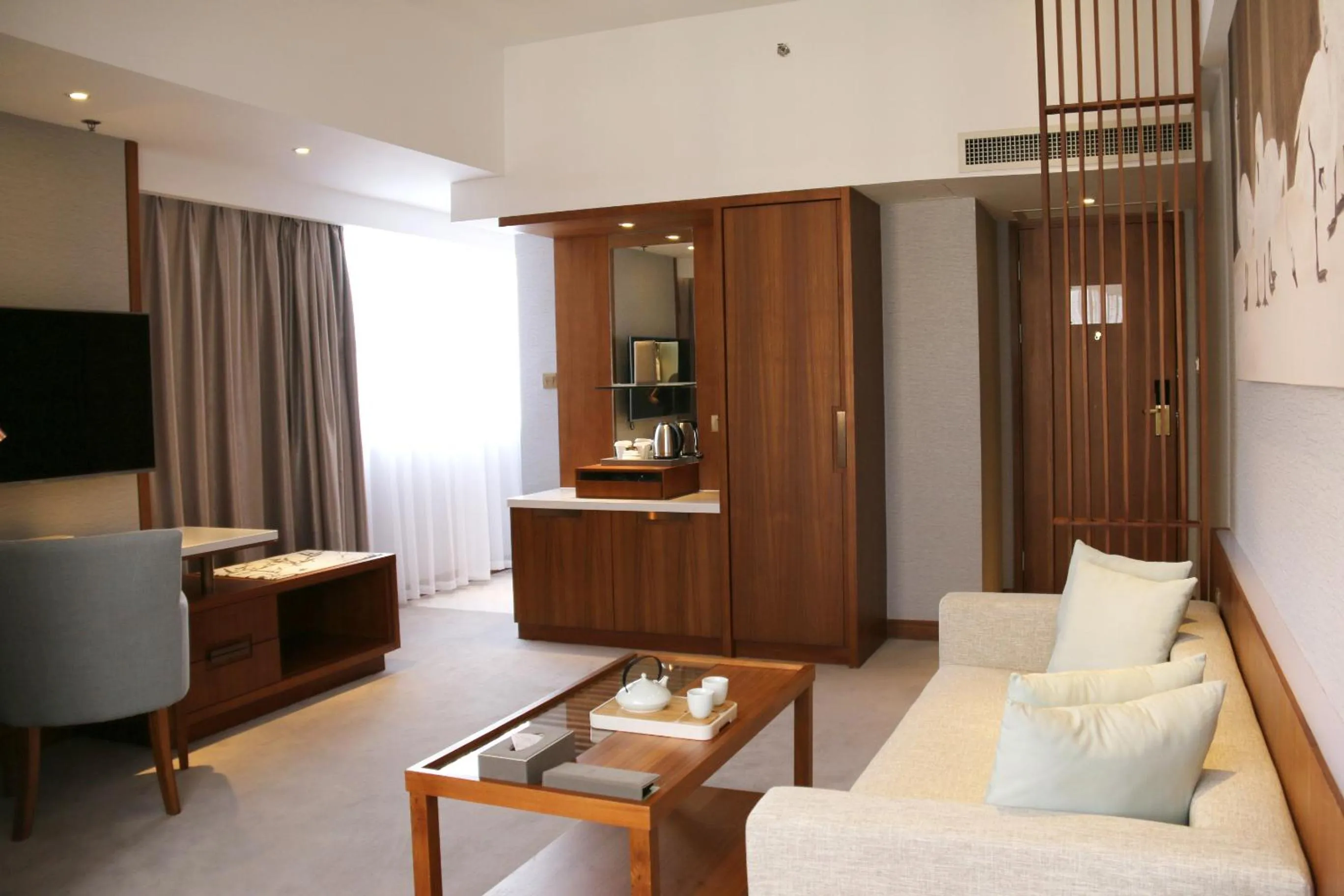 Photo of the whole room, Seating Area in Deacon House Wuxi