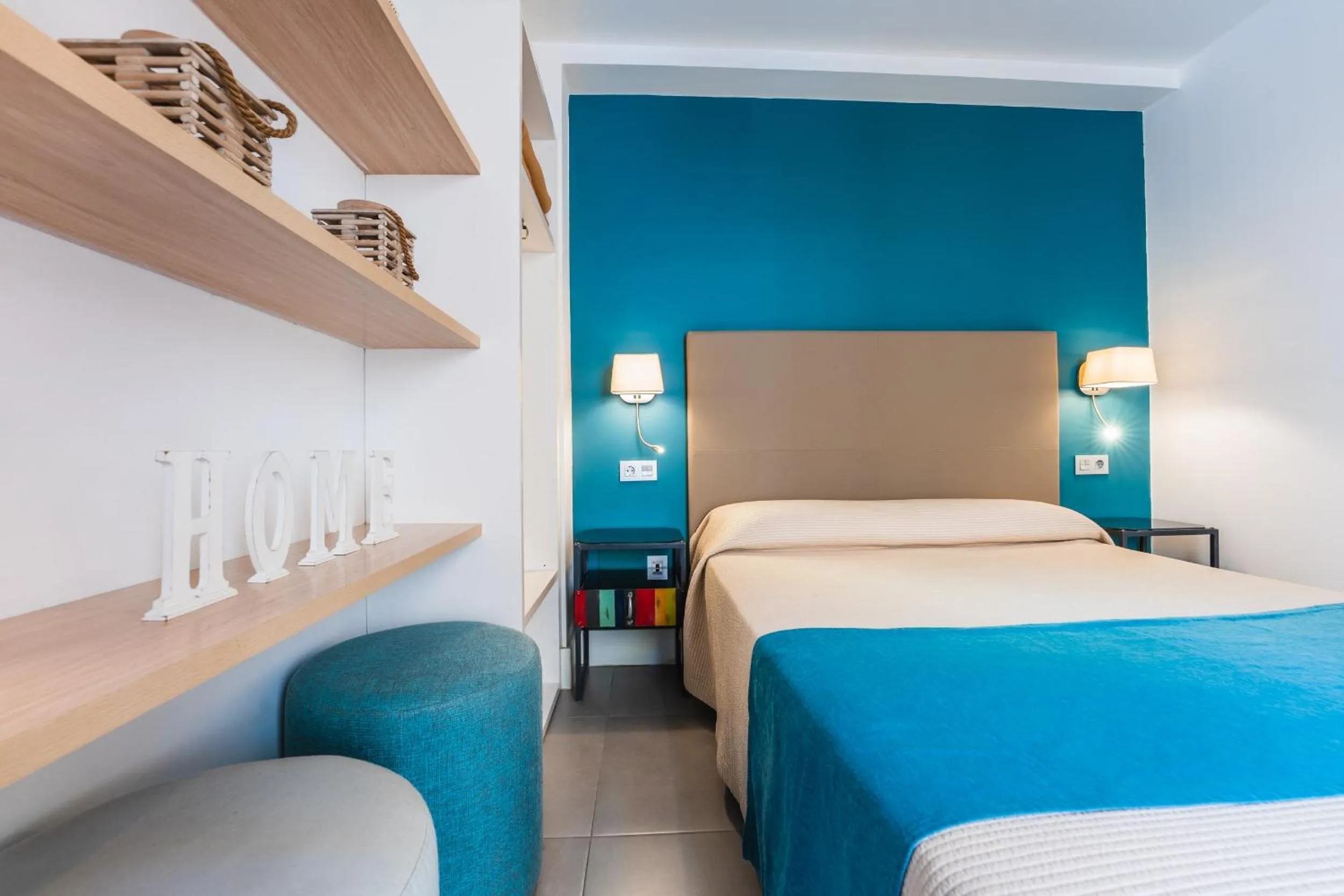 Bed in Debambú Larios