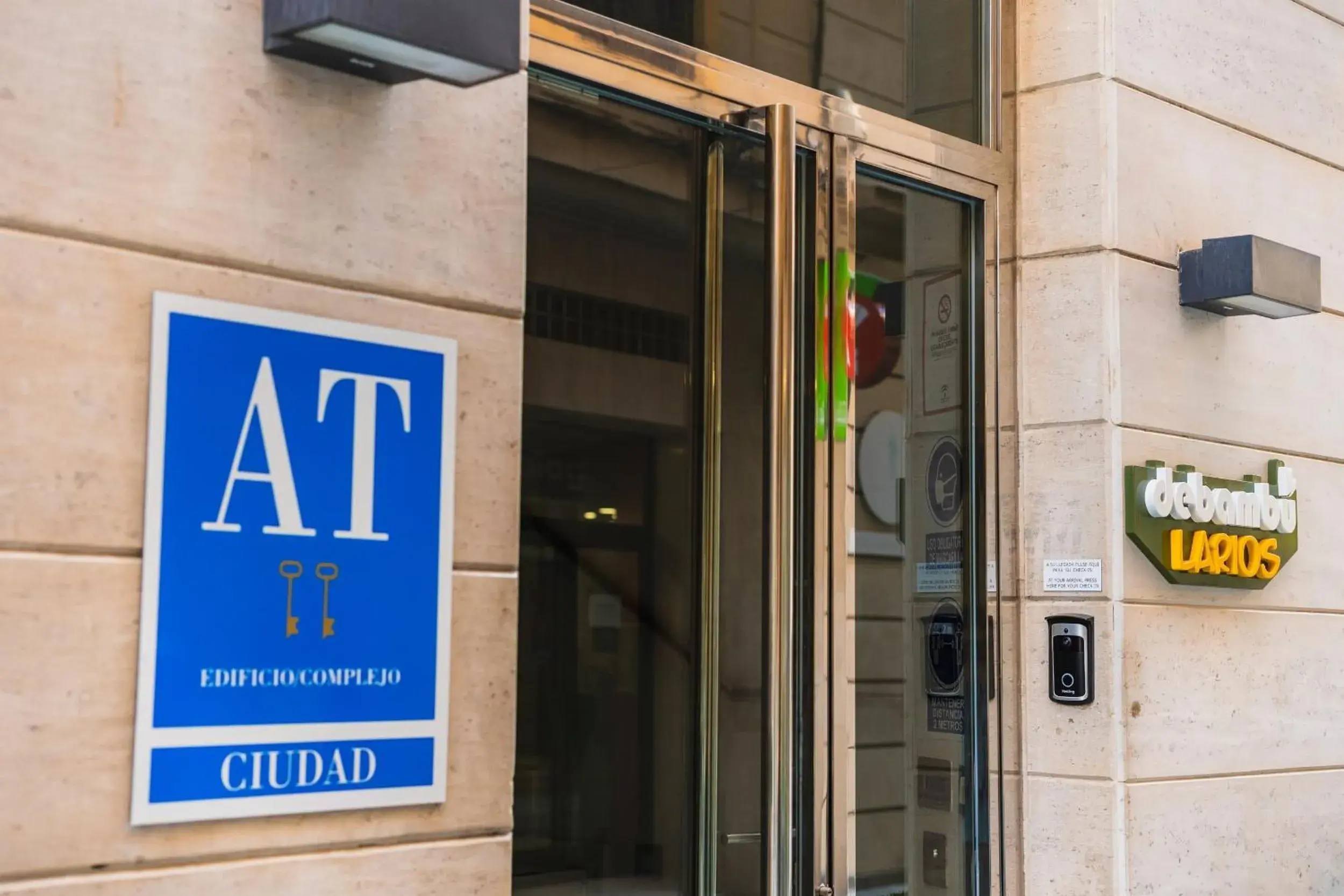 Debambú Larios Debambú Larios