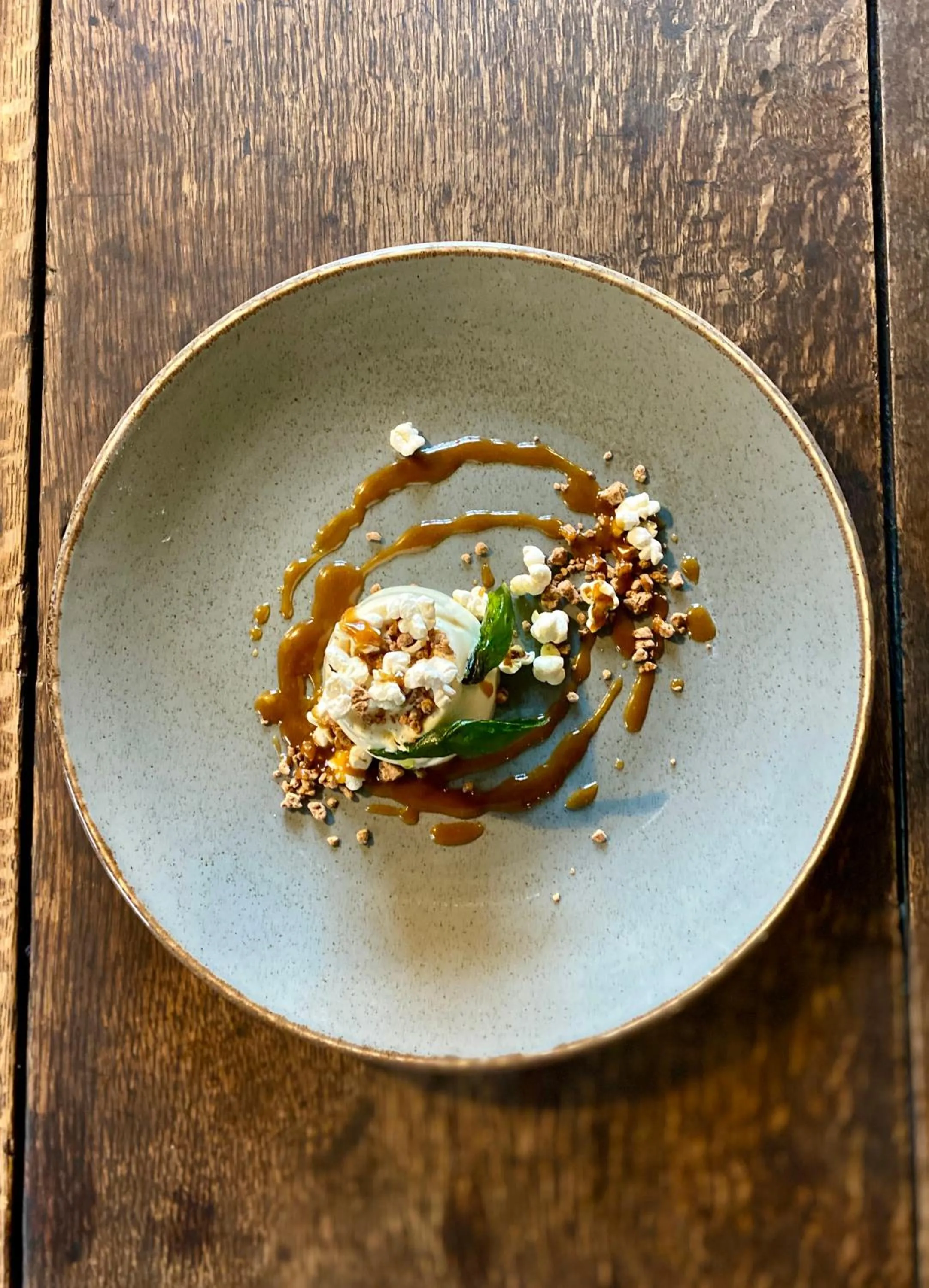 Food and drinks in The Lion at West Pennard