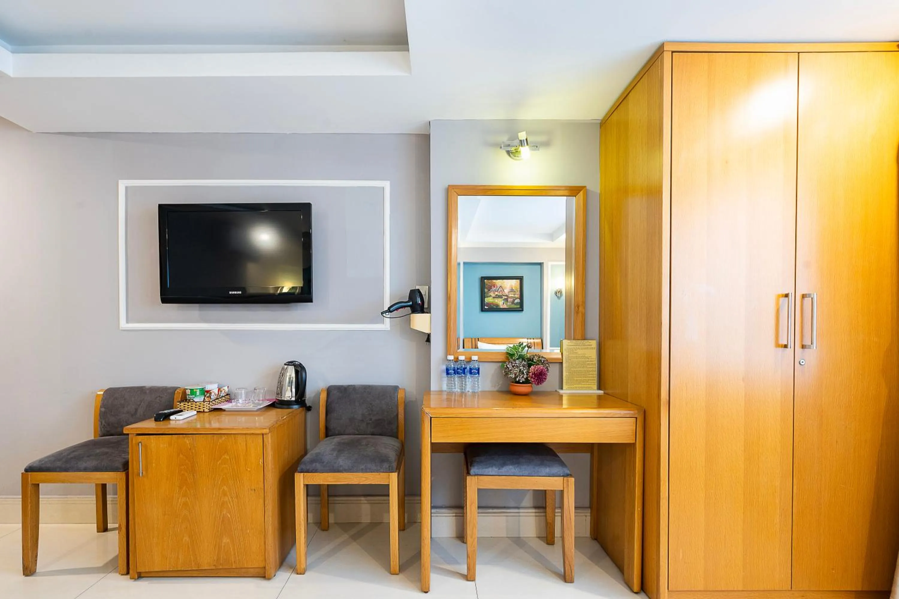 Decorative detail in Lucky Star Hotel 146 Nguyen Trai