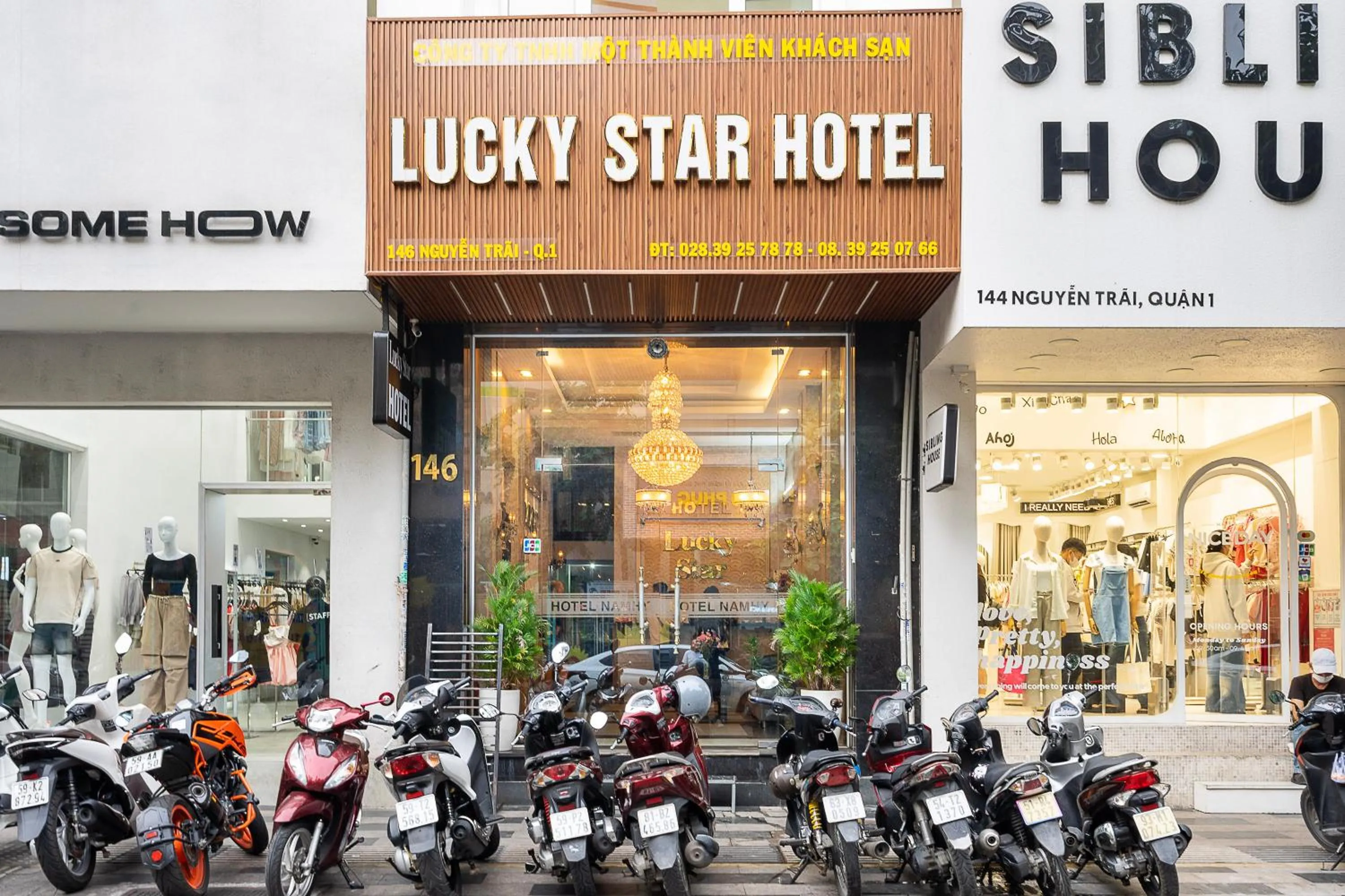 Property building in Lucky Star Hotel 146 Nguyen Trai