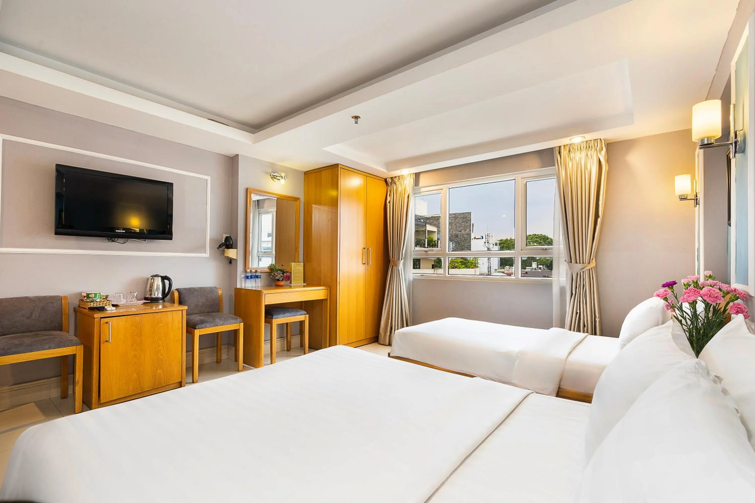 Photo of the whole room, Bed in Lucky Star Hotel 146 Nguyen Trai