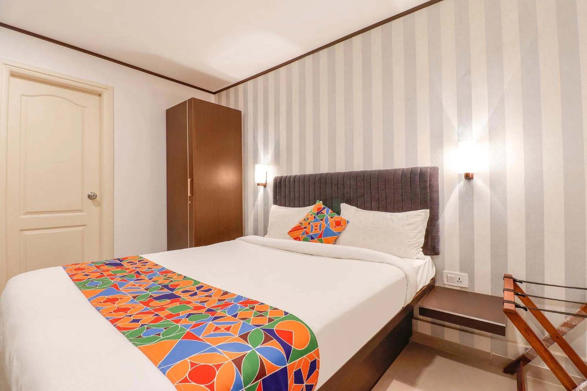 Bed in FabHotel Park Inn - Indiranagar