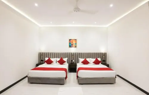 The Grand Moon River Hotel
