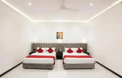 Deluxe Quadruple Room in The Grand Moon River Hotel Deluxe Quadruple Room in The Grand Moon River Hotel