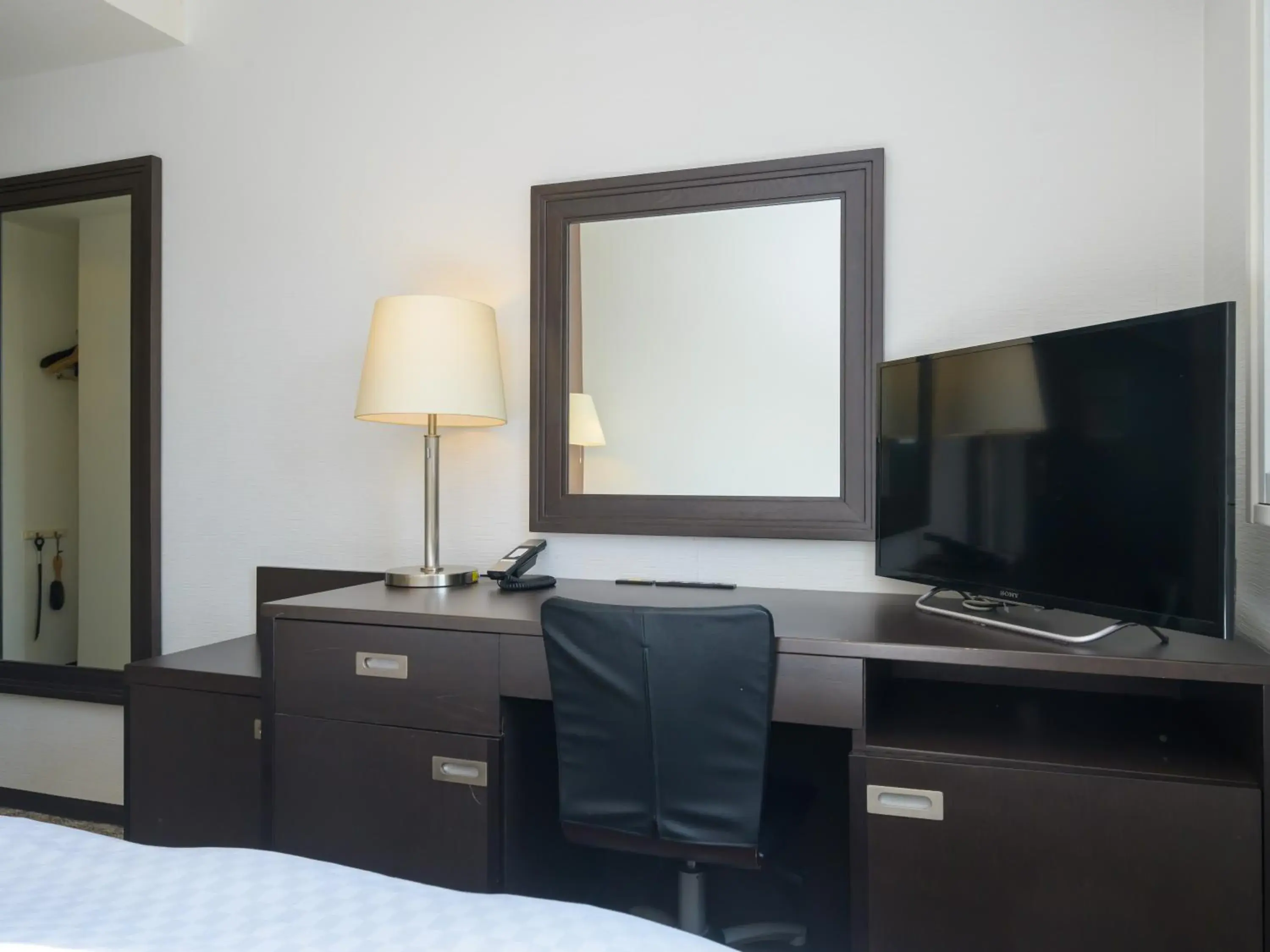 Photo of the whole room, Bed in Centre One Hotel Handa Photo of the whole room, Bed in Centre One Hotel Handa