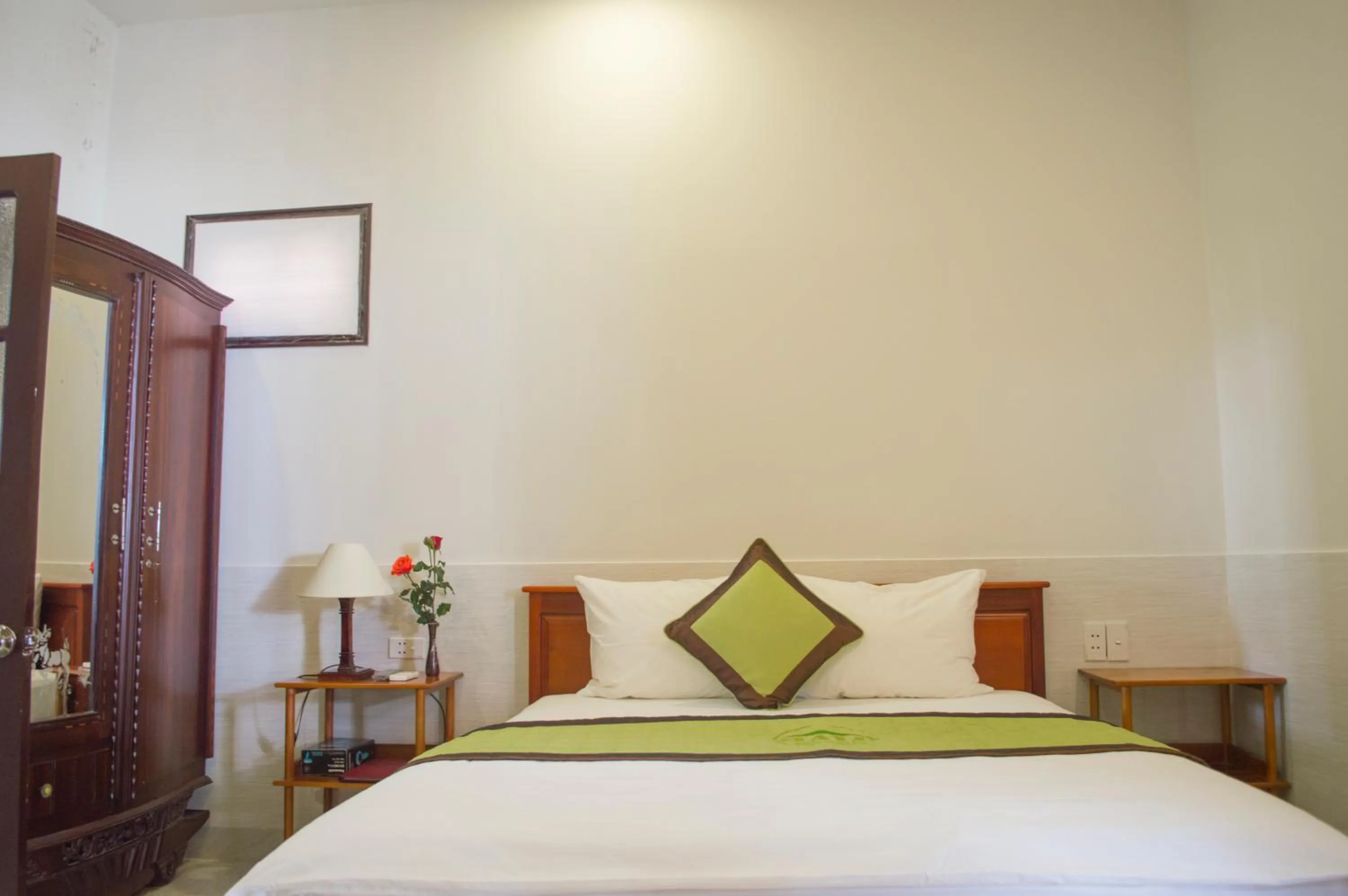 Bedroom in HaLo HomeStay