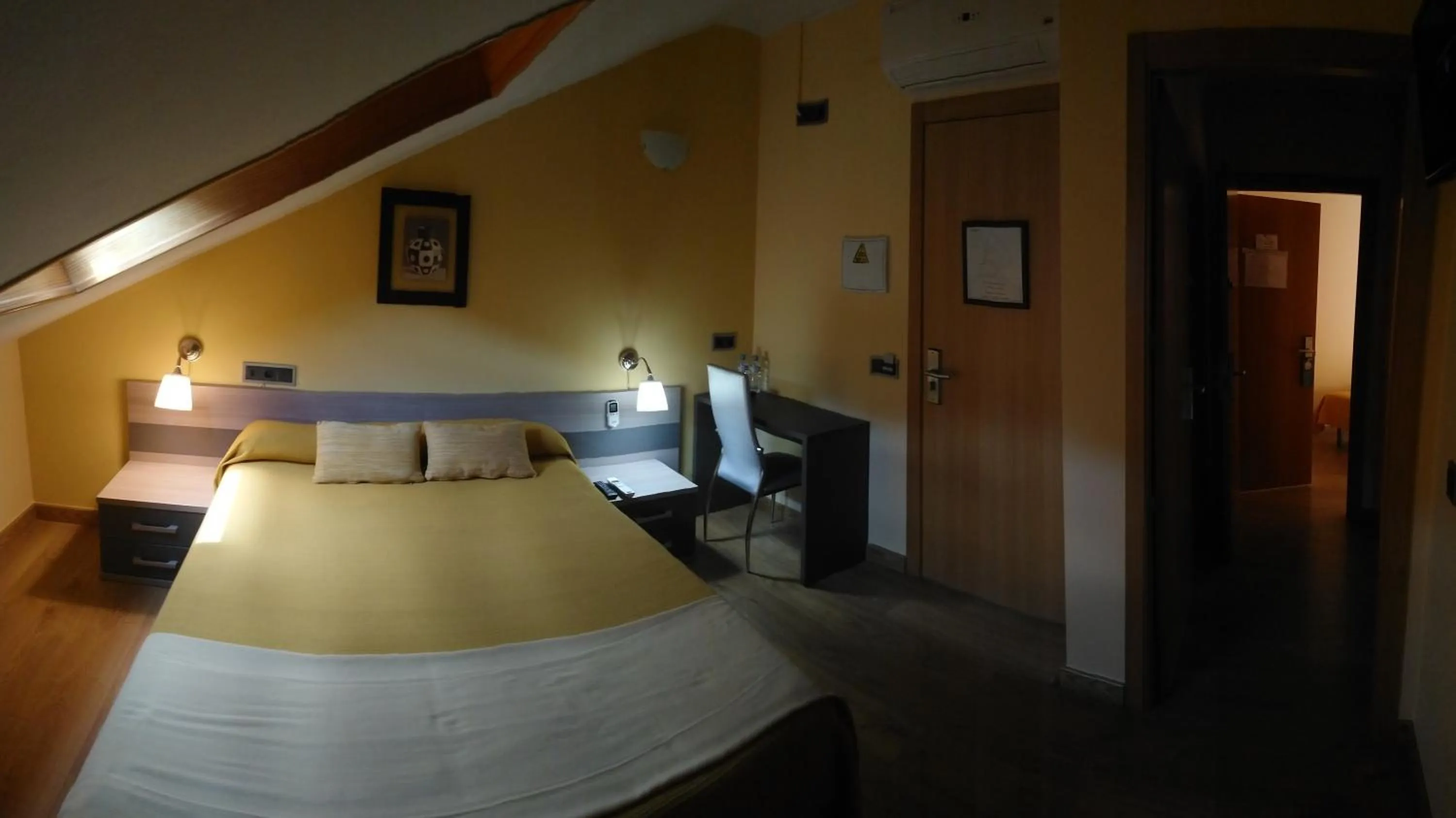 Bed in Hostal Doña Juana