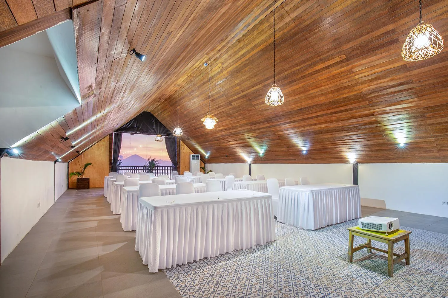 Meeting/conference room in FRii Resort Gili Trawangan