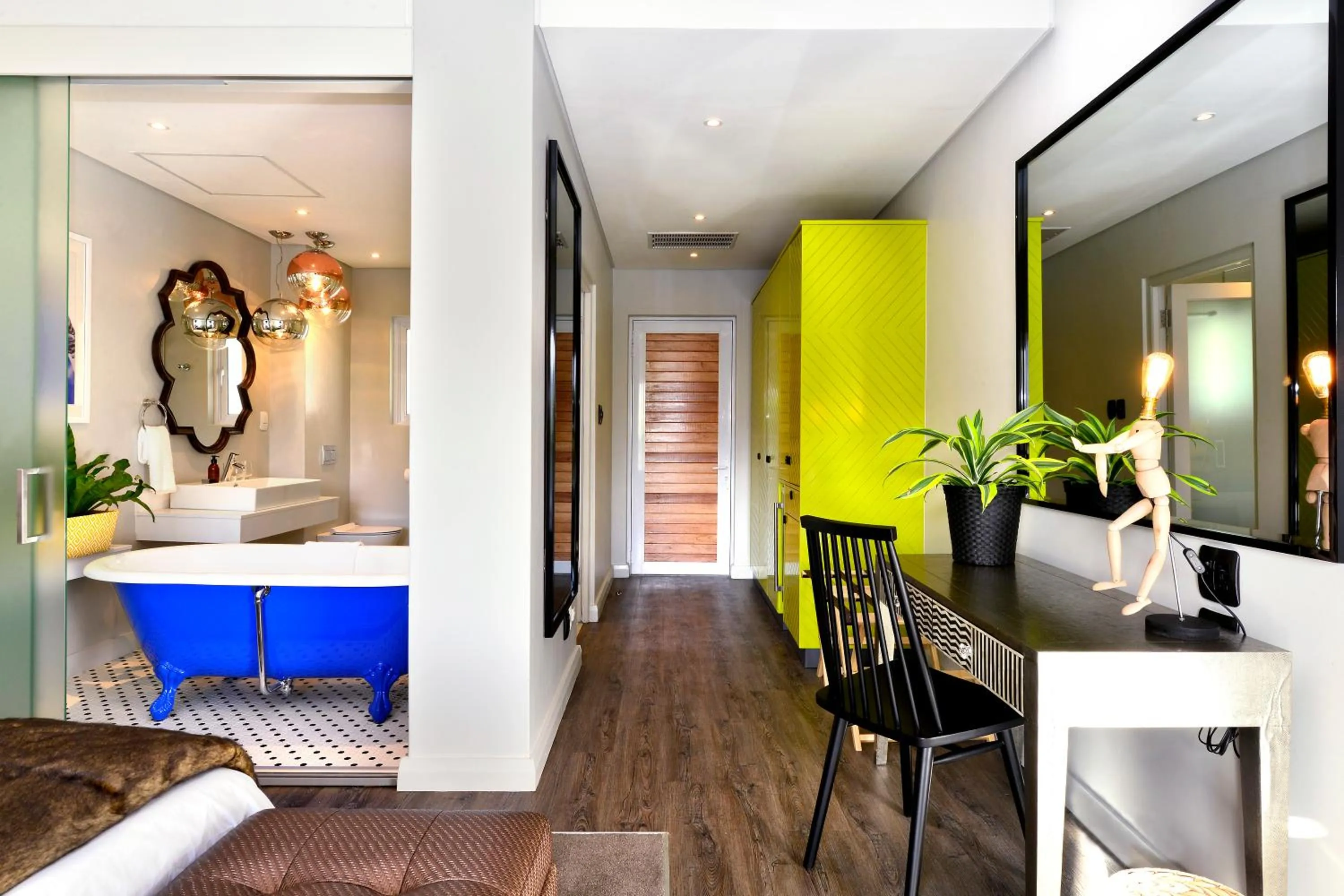 Photo of the whole room in Franschhoek Boutique Hotel - Lion Roars Hotels & Lodges