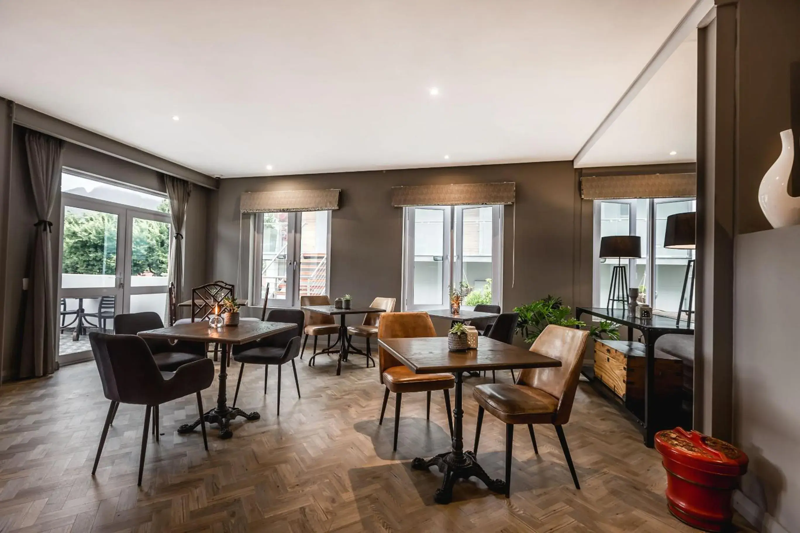 Restaurant/places to eat in Franschhoek Boutique Hotel - Lion Roars Hotels & Lodges Restaurant/places to eat in Franschhoek Boutique Hotel - Lion Roars Hotels & Lodges