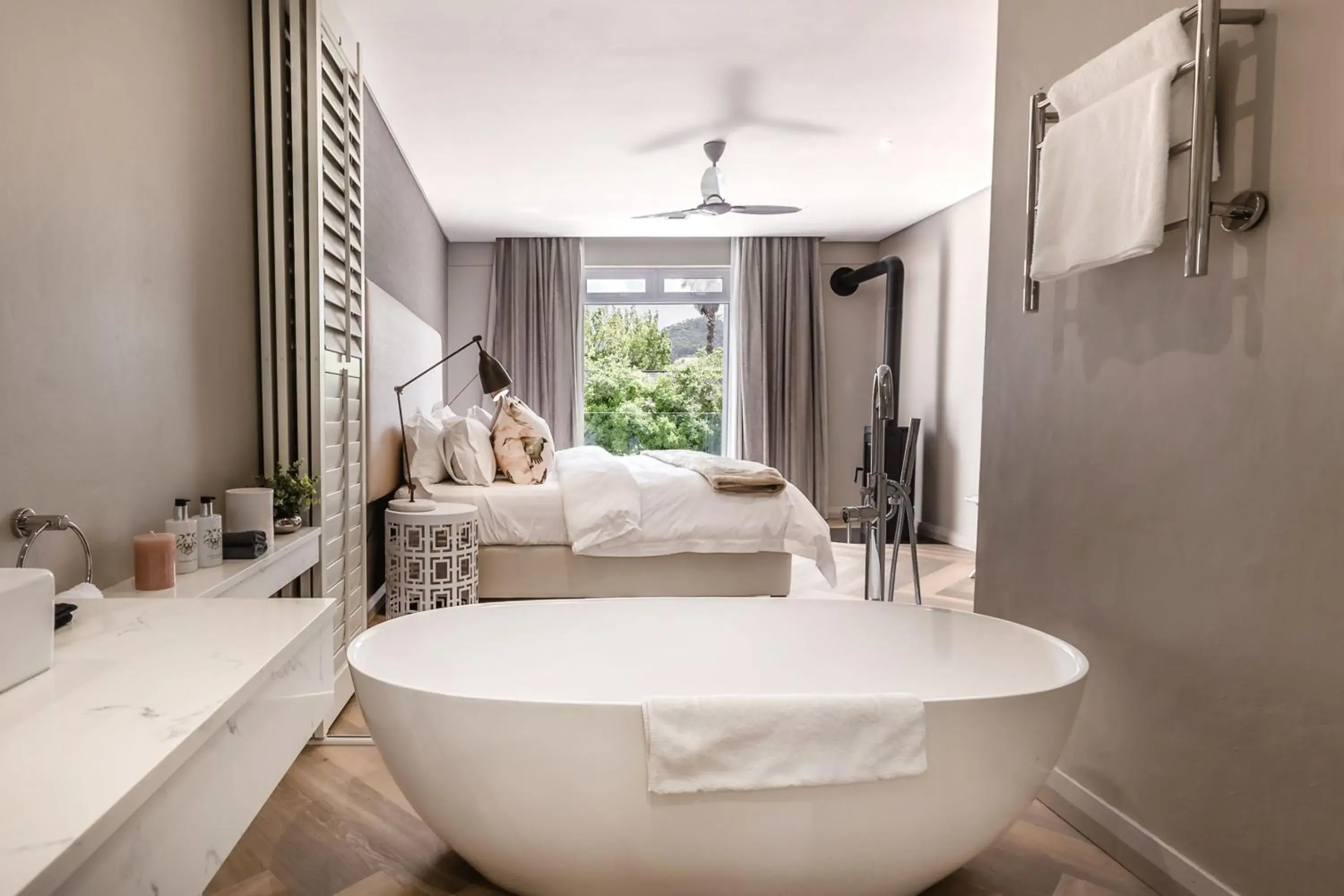 Bed in Franschhoek Boutique Hotel - Lion Roars Hotels & Lodges Bed in Franschhoek Boutique Hotel - Lion Roars Hotels & Lodges