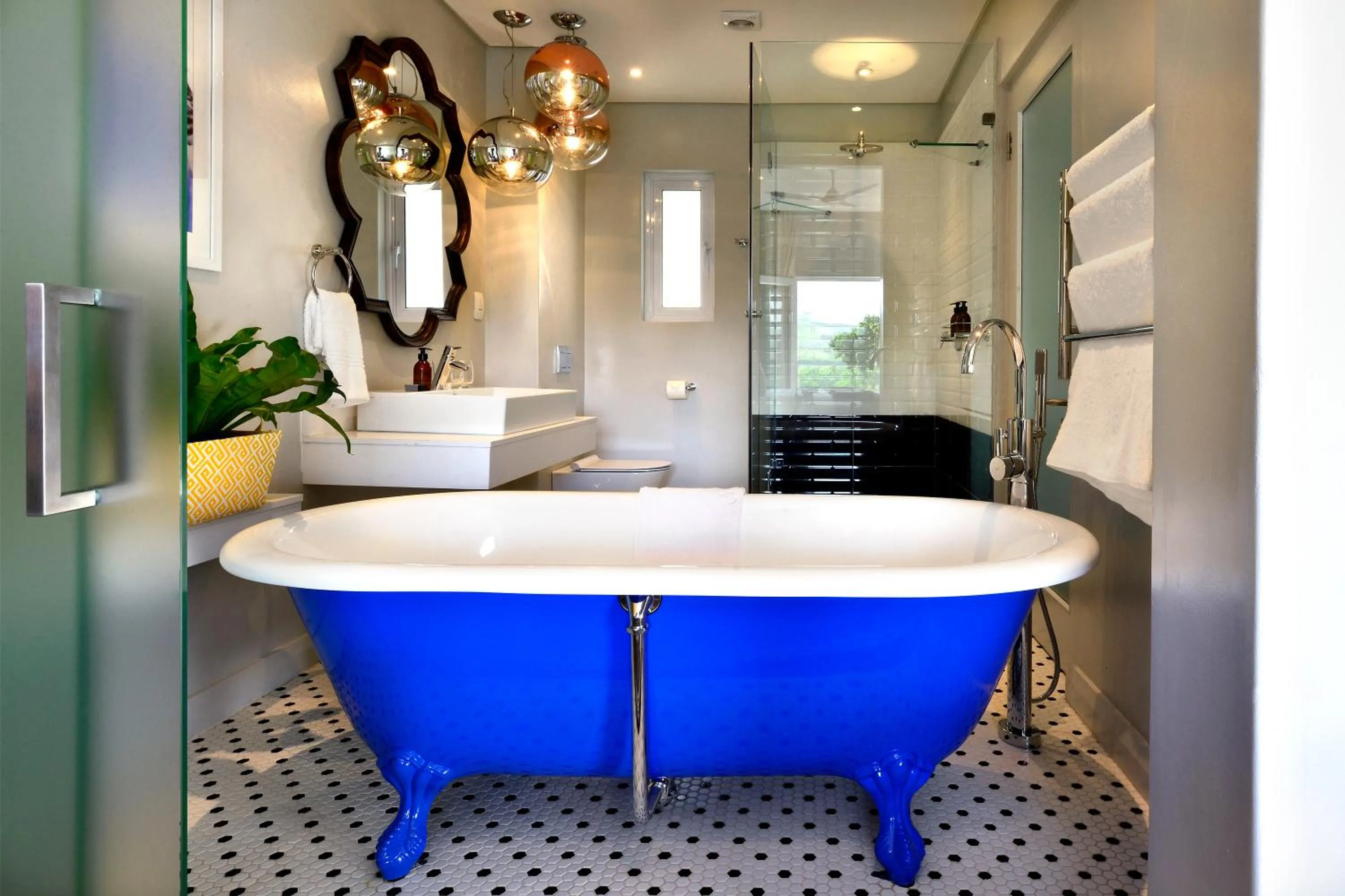 Bathroom in Franschhoek Boutique Hotel - Lion Roars Hotels & Lodges