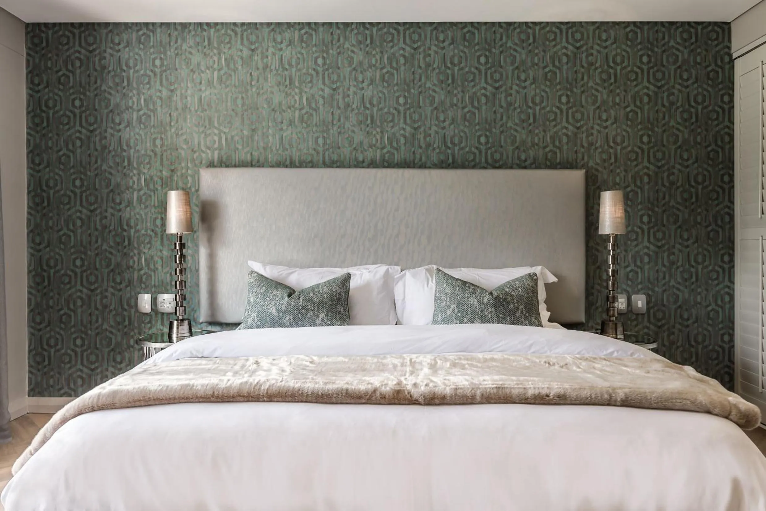 Bed in Franschhoek Boutique Hotel - Lion Roars Hotels & Lodges