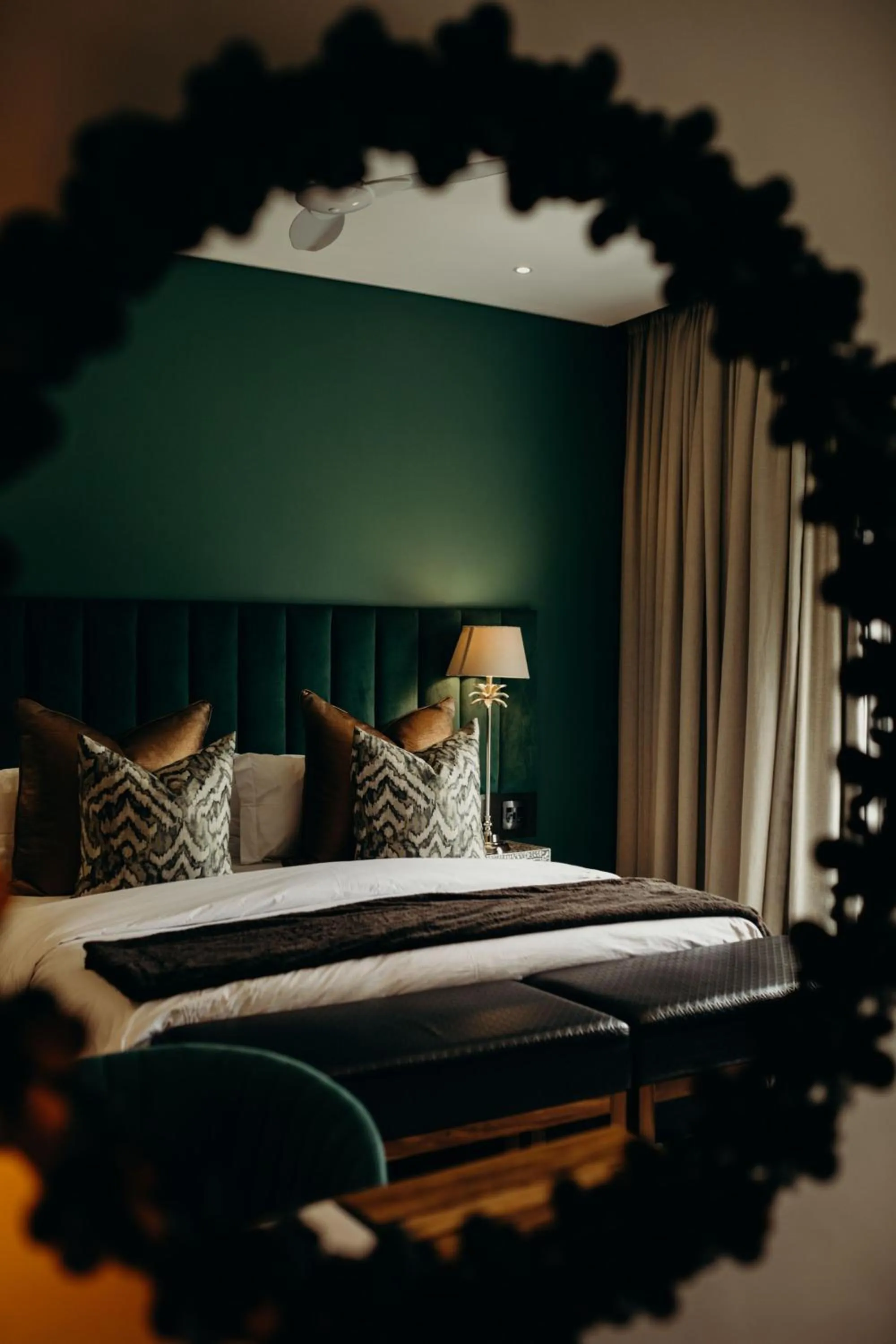 Bed in Franschhoek Boutique Hotel - Lion Roars Hotels & Lodges