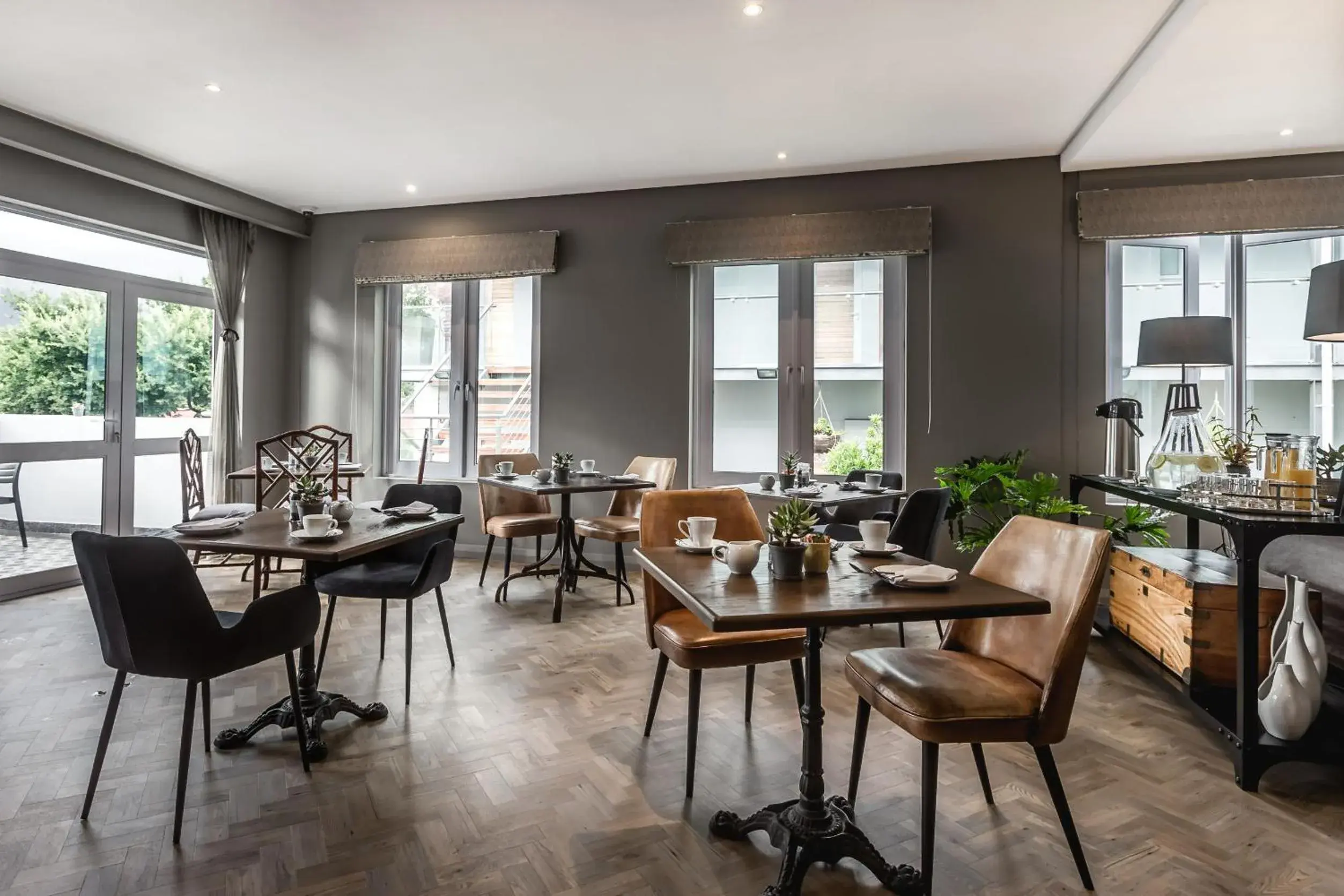 Restaurant/places to eat in Franschhoek Boutique Hotel - Lion Roars Hotels & Lodges Restaurant/places to eat in Franschhoek Boutique Hotel - Lion Roars Hotels & Lodges