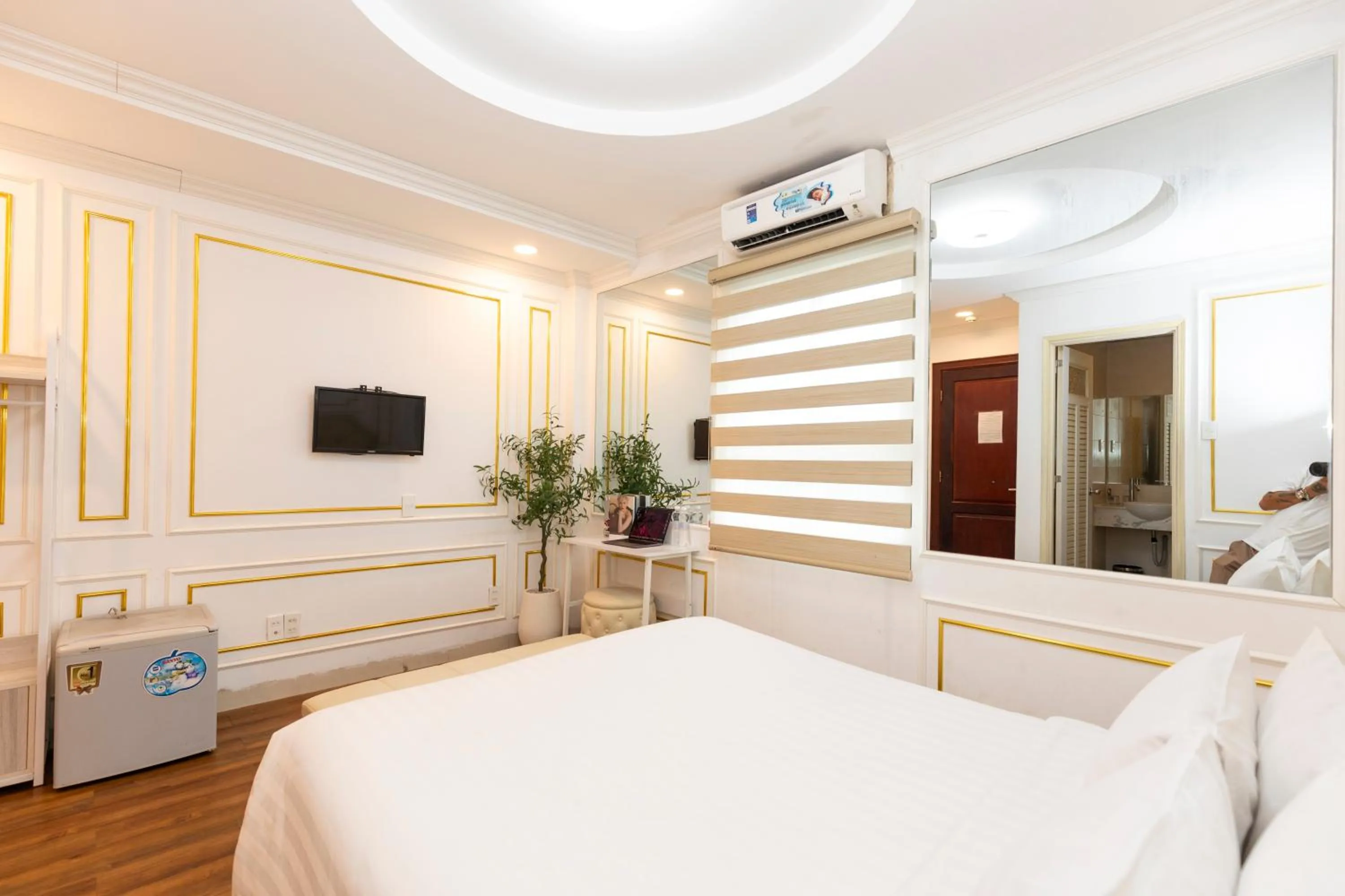 Property building, Bed in Quy Hung Hotel Central