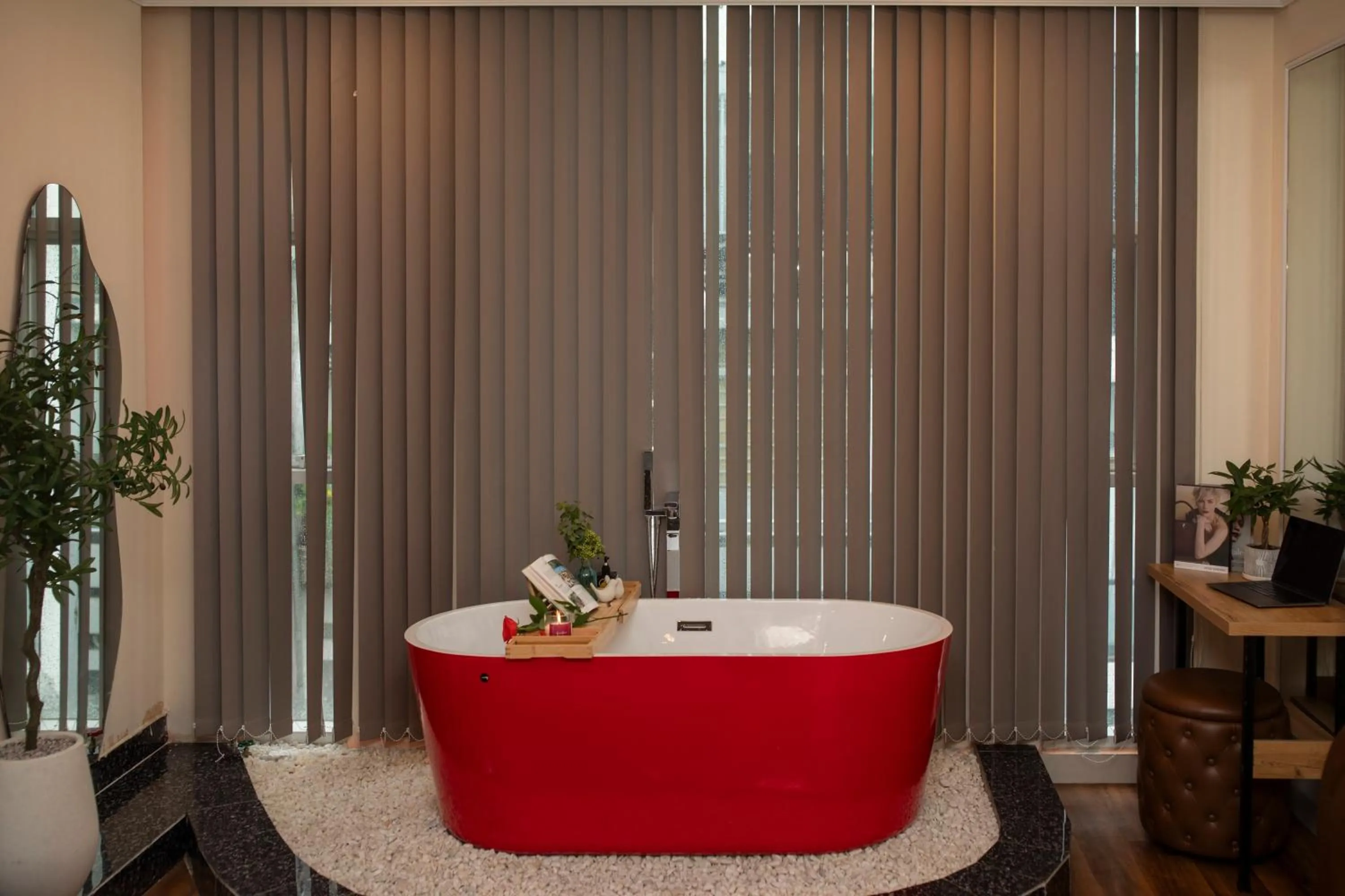 Bed in Quy Hung Hotel Central