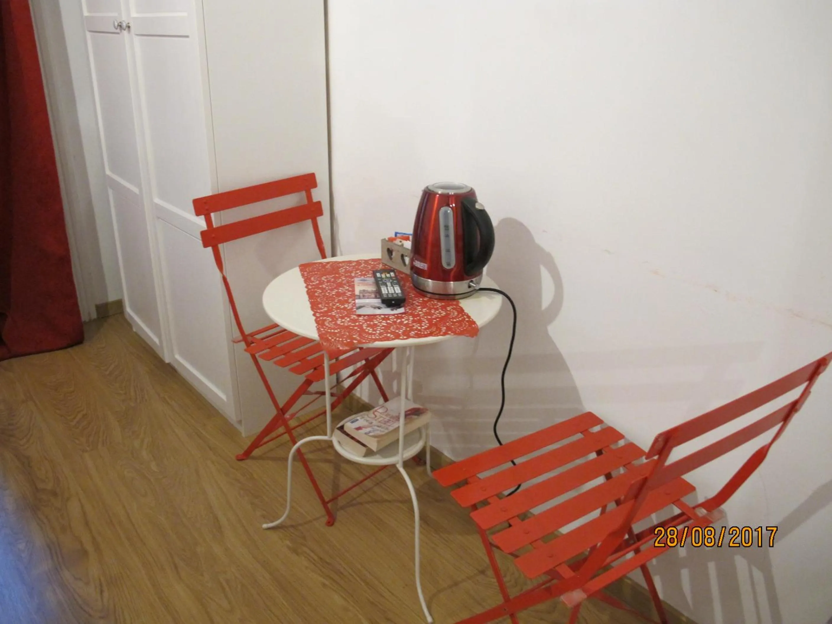 Coffee/tea facilities in TuttoTondo Roma