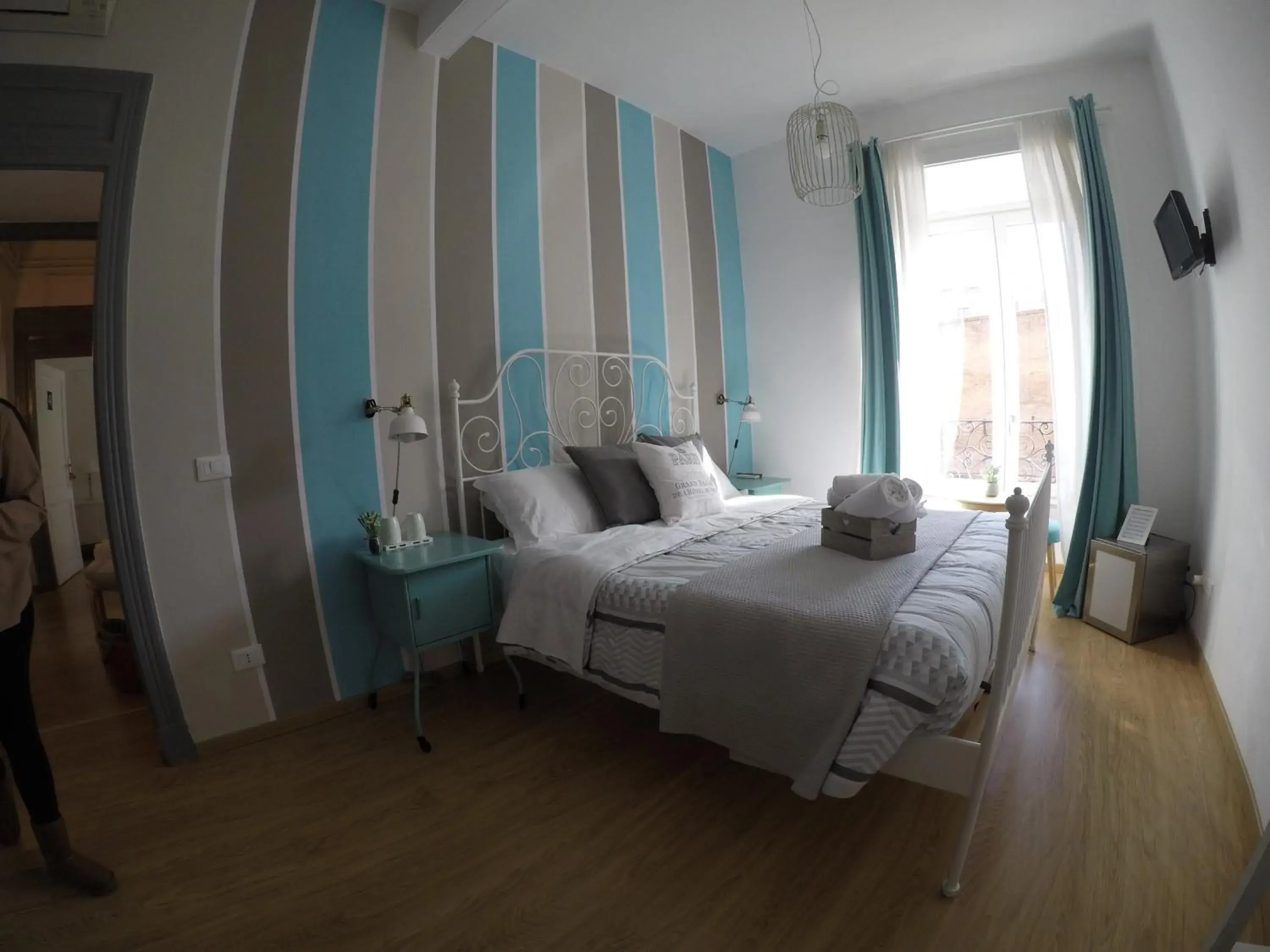 Triple Room with Private External Bathroom in TuttoTondo Roma Triple Room with Private External Bathroom in TuttoTondo Roma