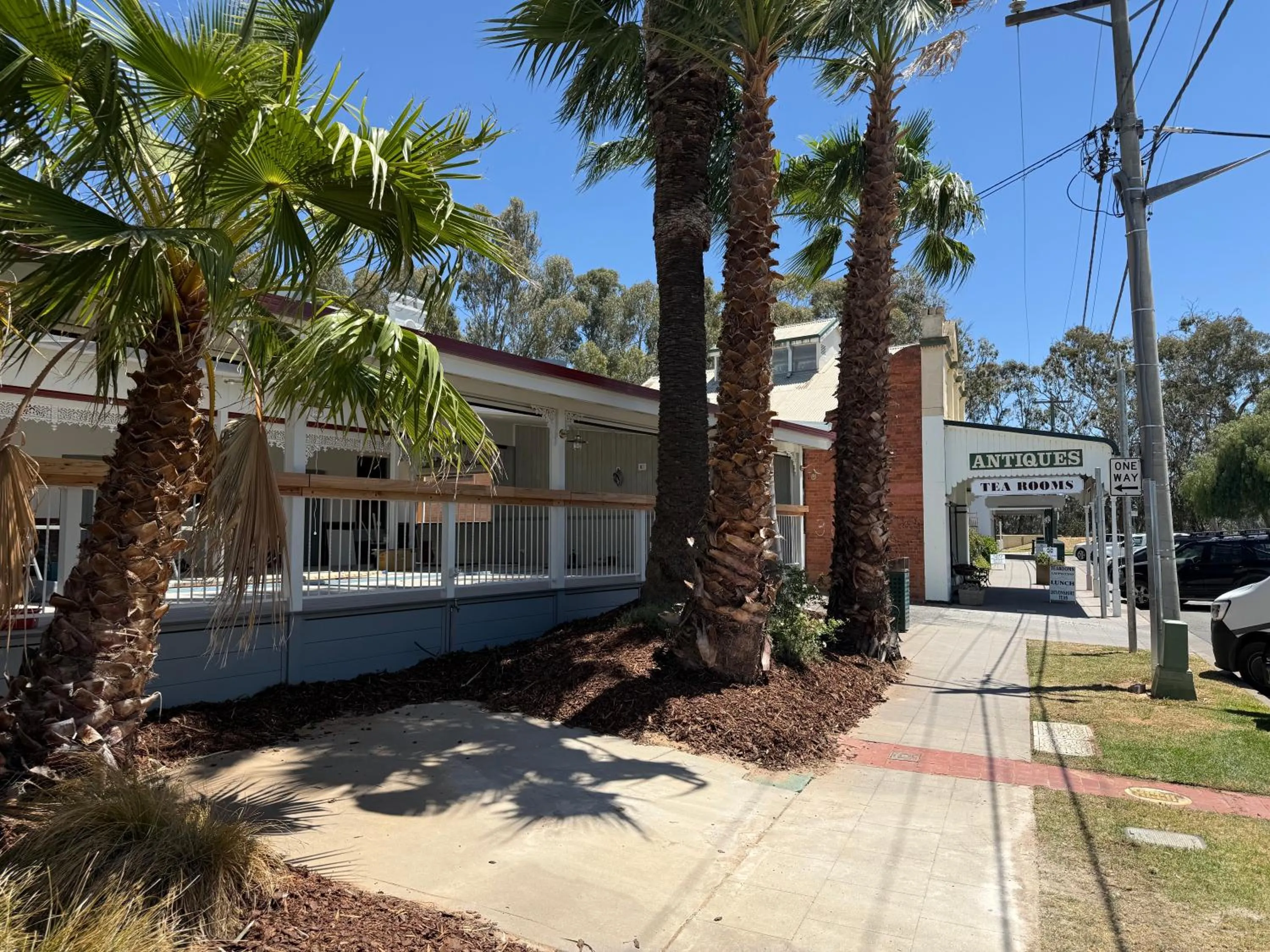 Tocumwal Hotel Motel