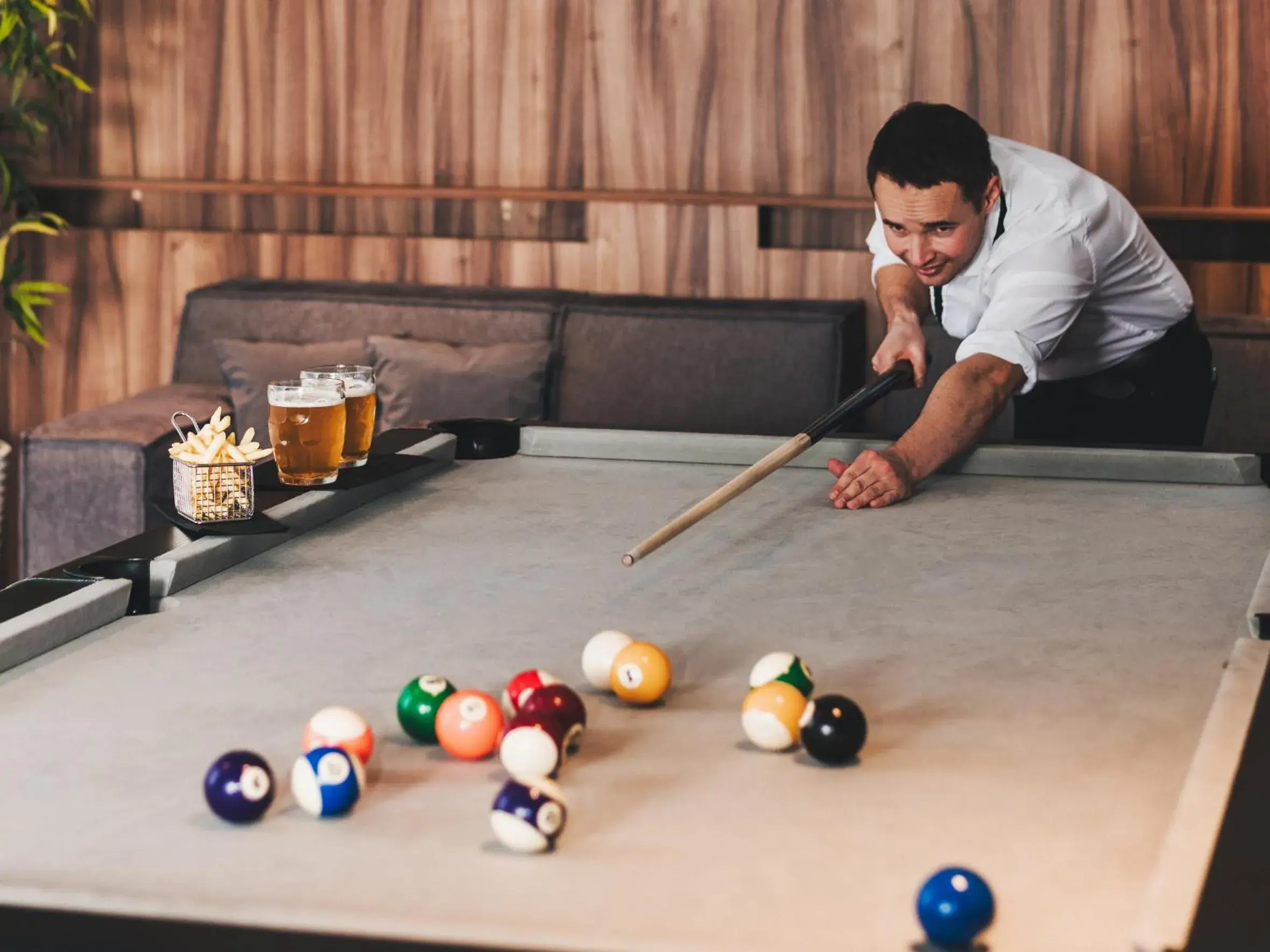 Restaurant/places to eat in Diuna Beskidy Ustroń - dawny Kolejarz Restaurant/places to eat in Diuna Beskidy Ustroń - dawny Kolejarz