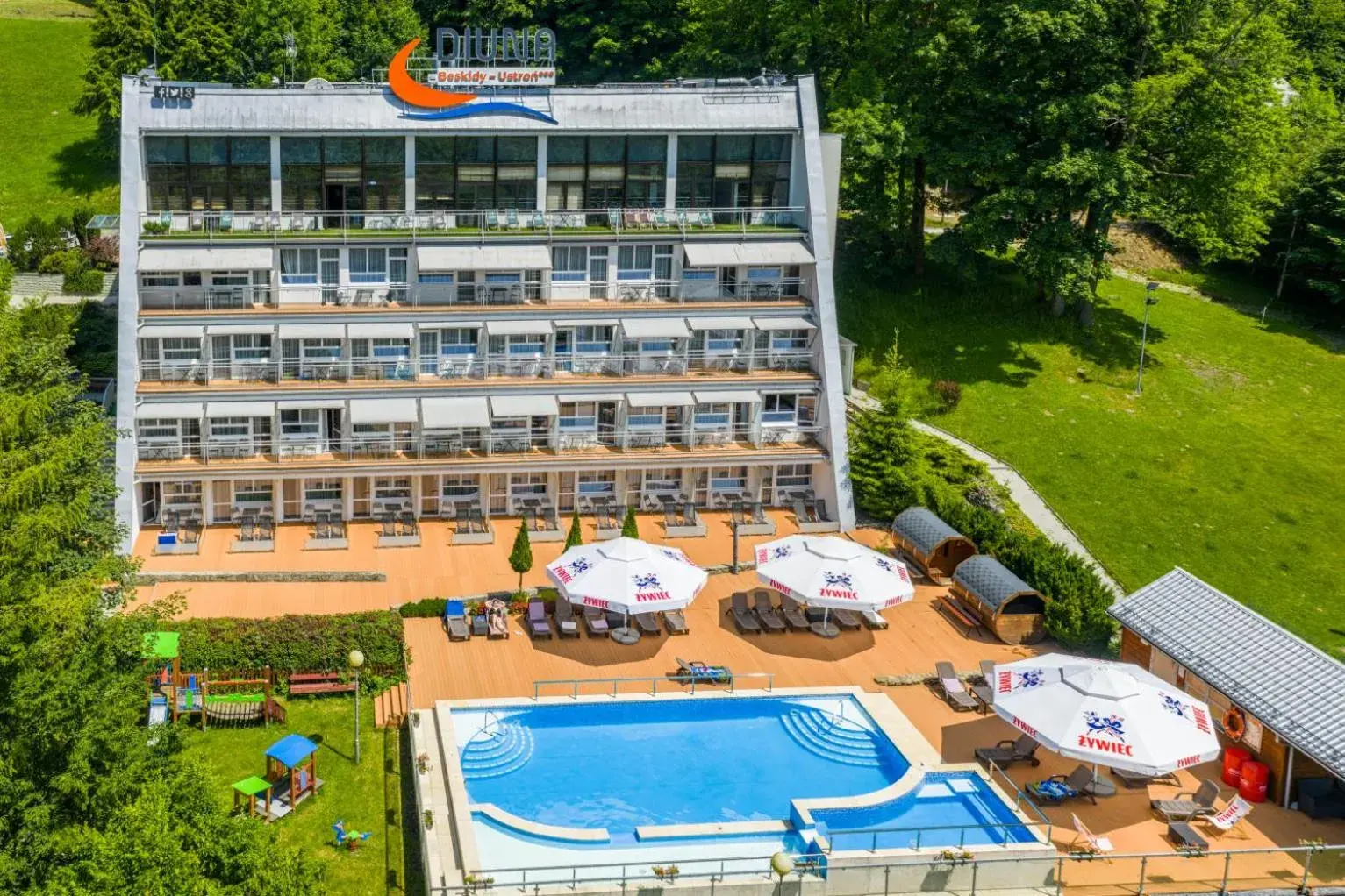 Property building in Diuna Beskidy Ustroń - dawny Kolejarz Property building in Diuna Beskidy Ustroń - dawny Kolejarz