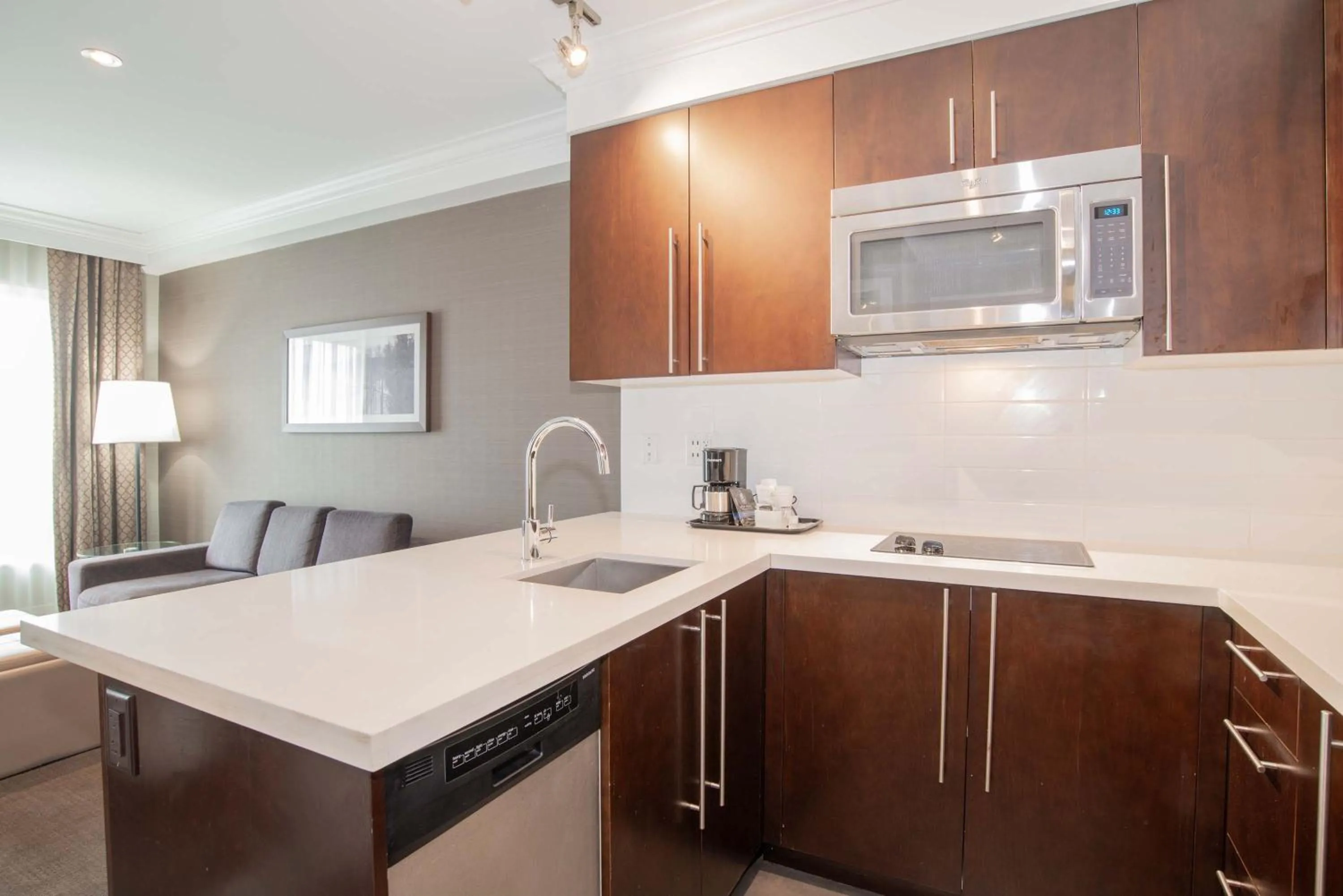 Kitchen or kitchenette in Sandman Hotel Abbotsford Airport