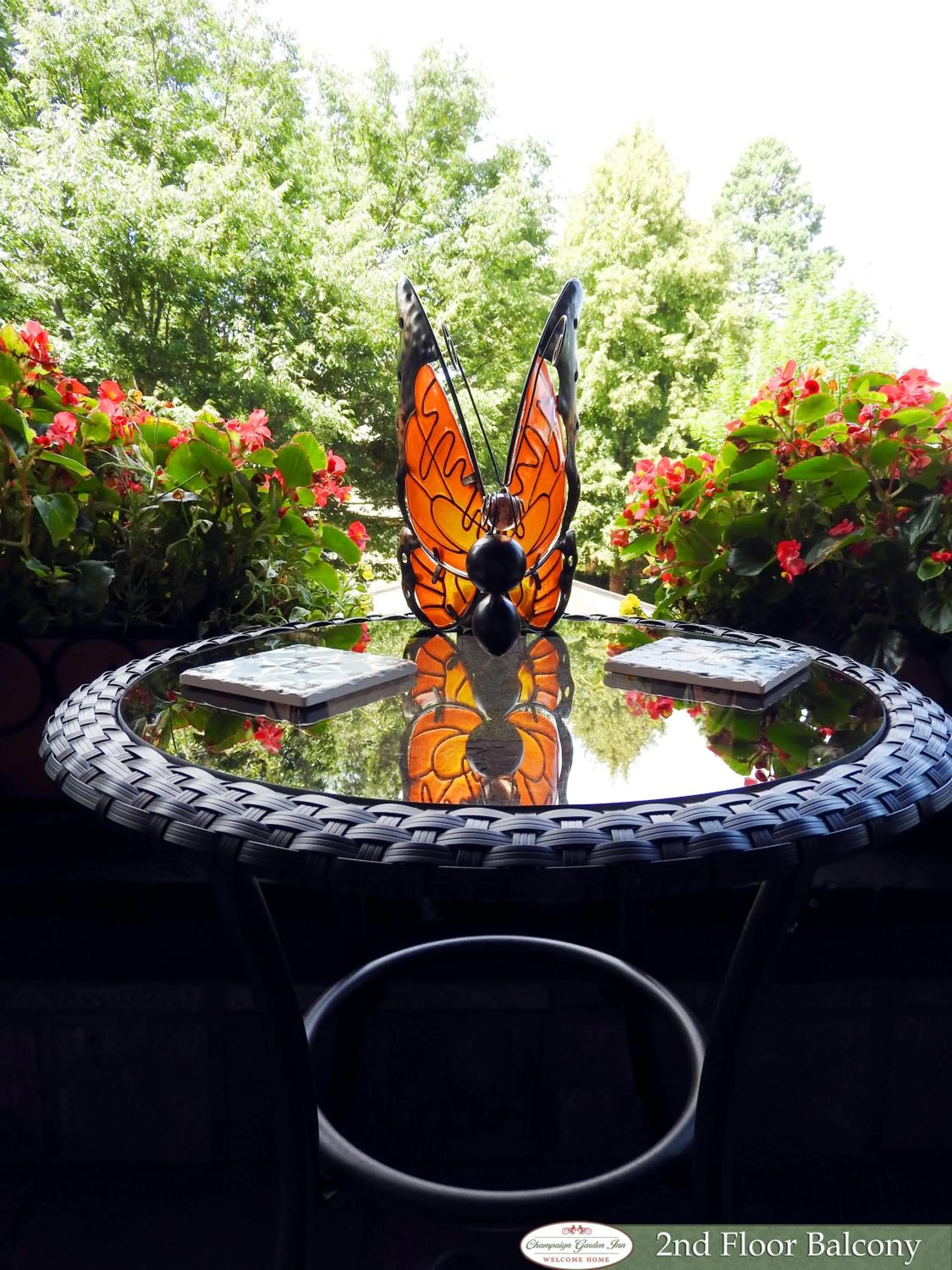 Balcony/Terrace in Champaign Garden Inn