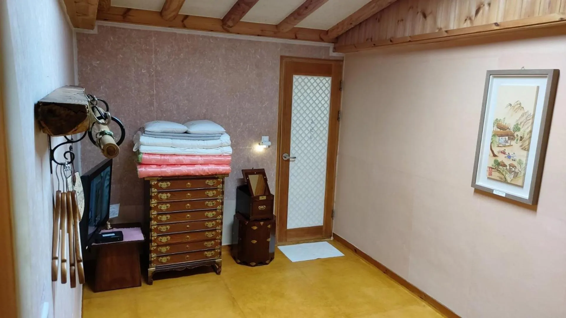 Bed in The Blue Cradle