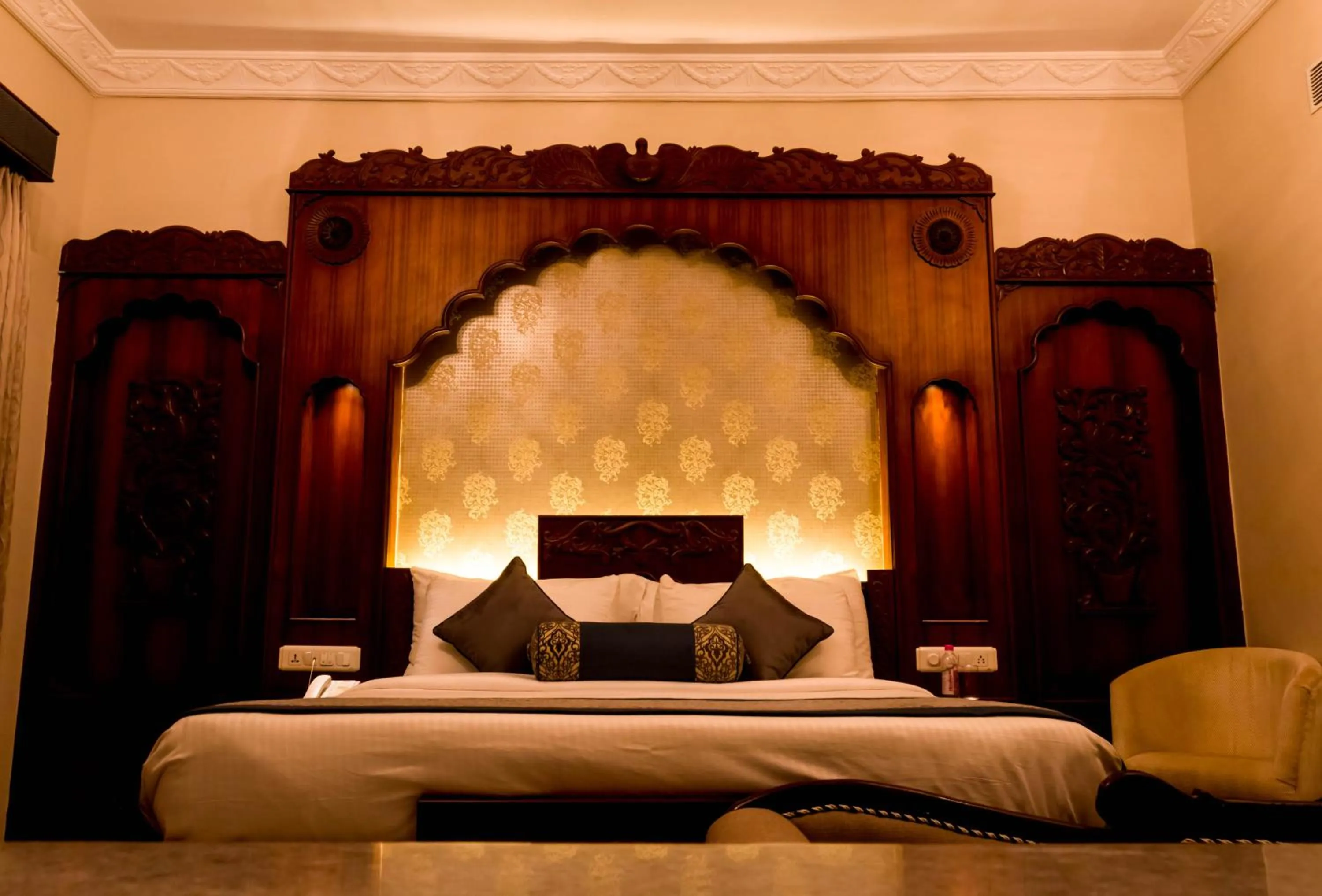 Bedroom, Bed in Pratap Mahal Pushkar IHCL SeleQtion