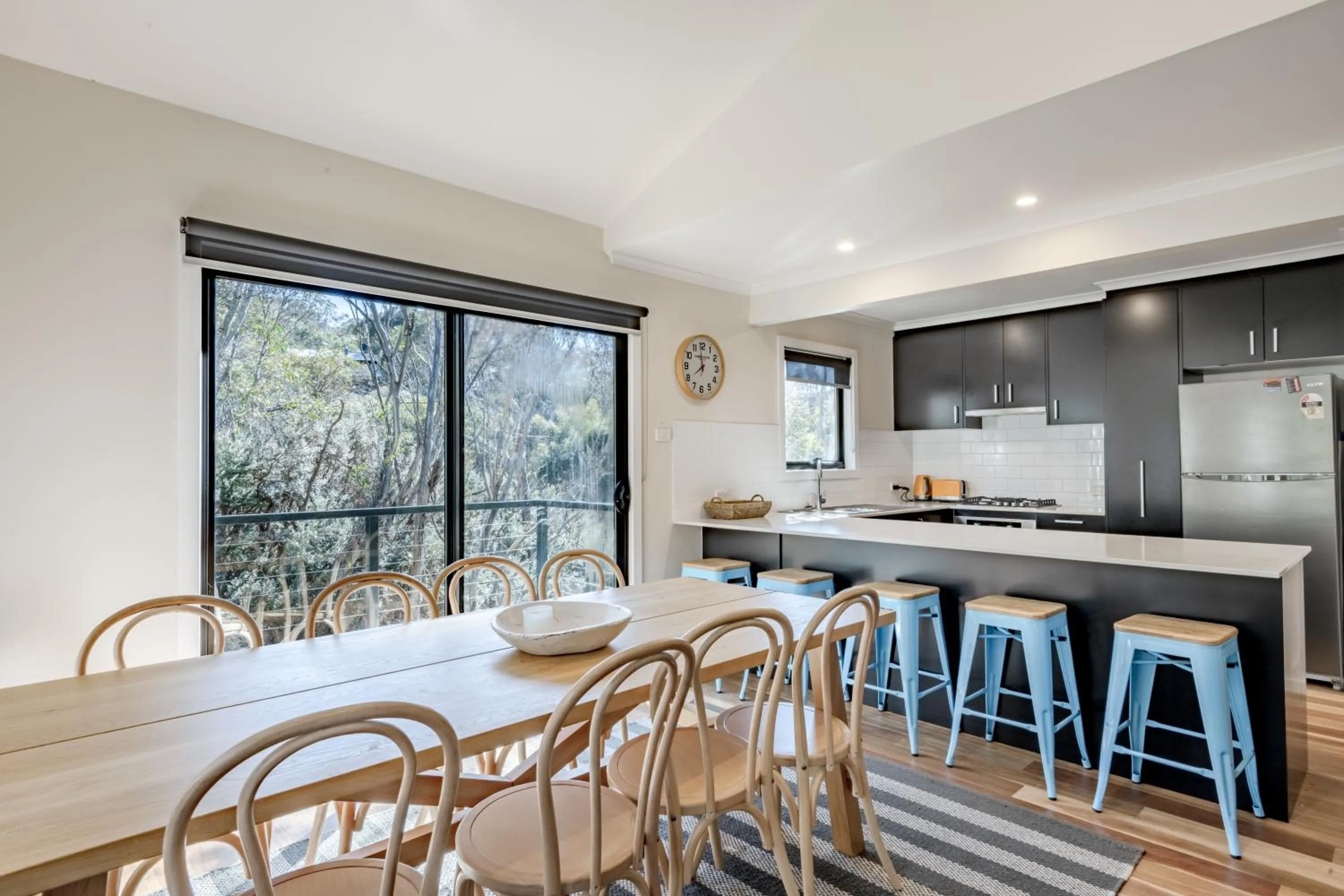 Kitchen or kitchenette in House of Ullr