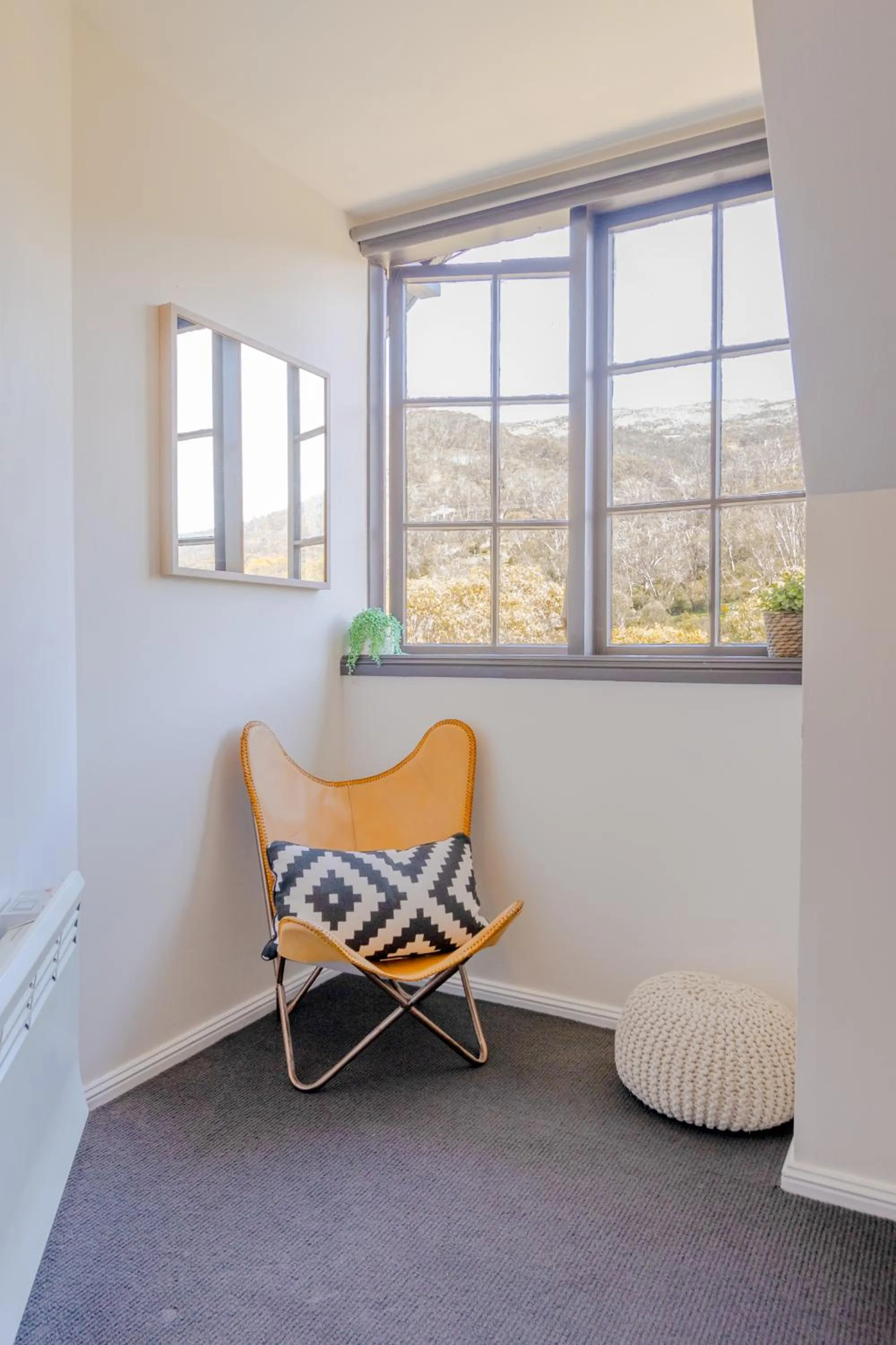 Living room in House of Ullr