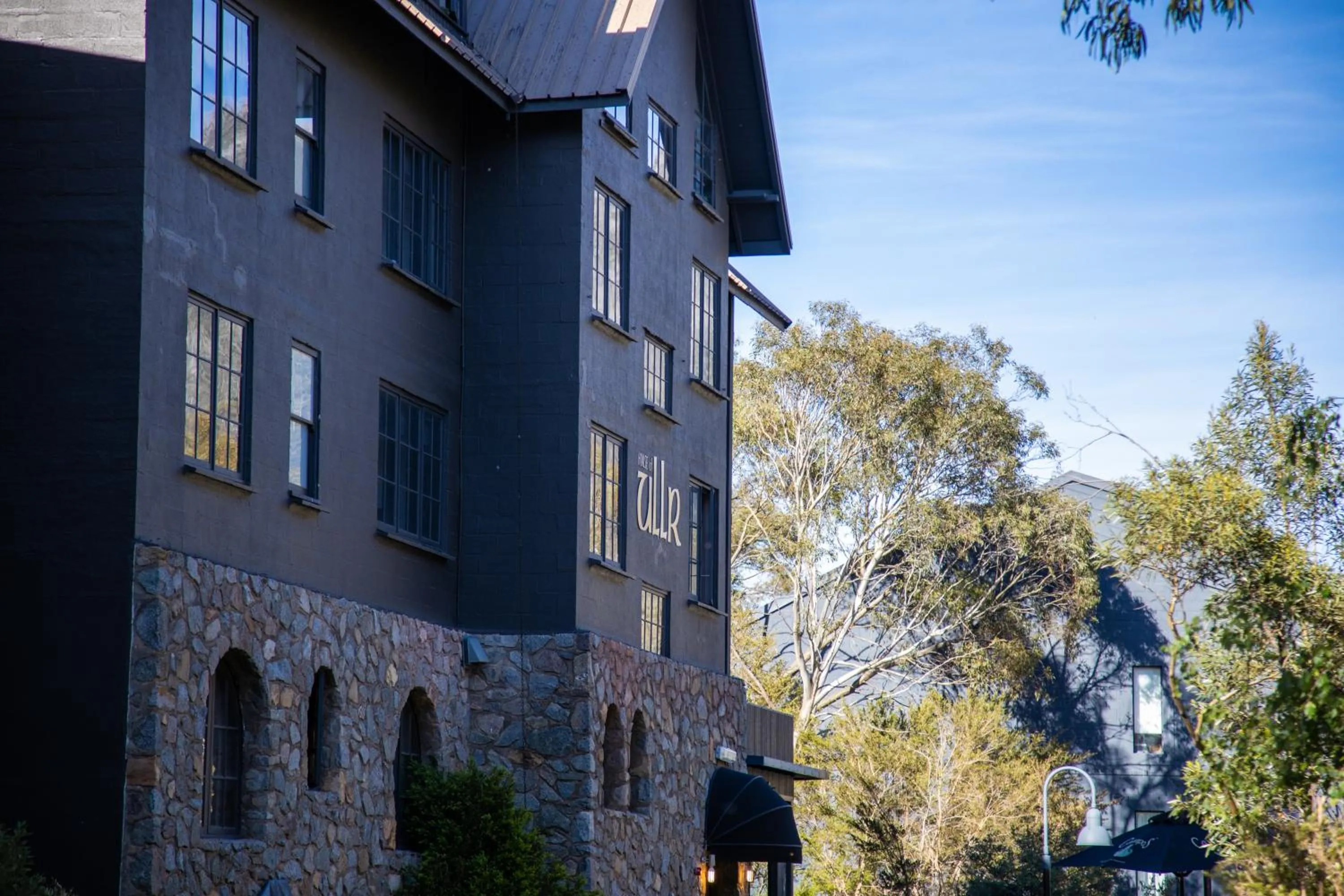 Property building in House of Ullr