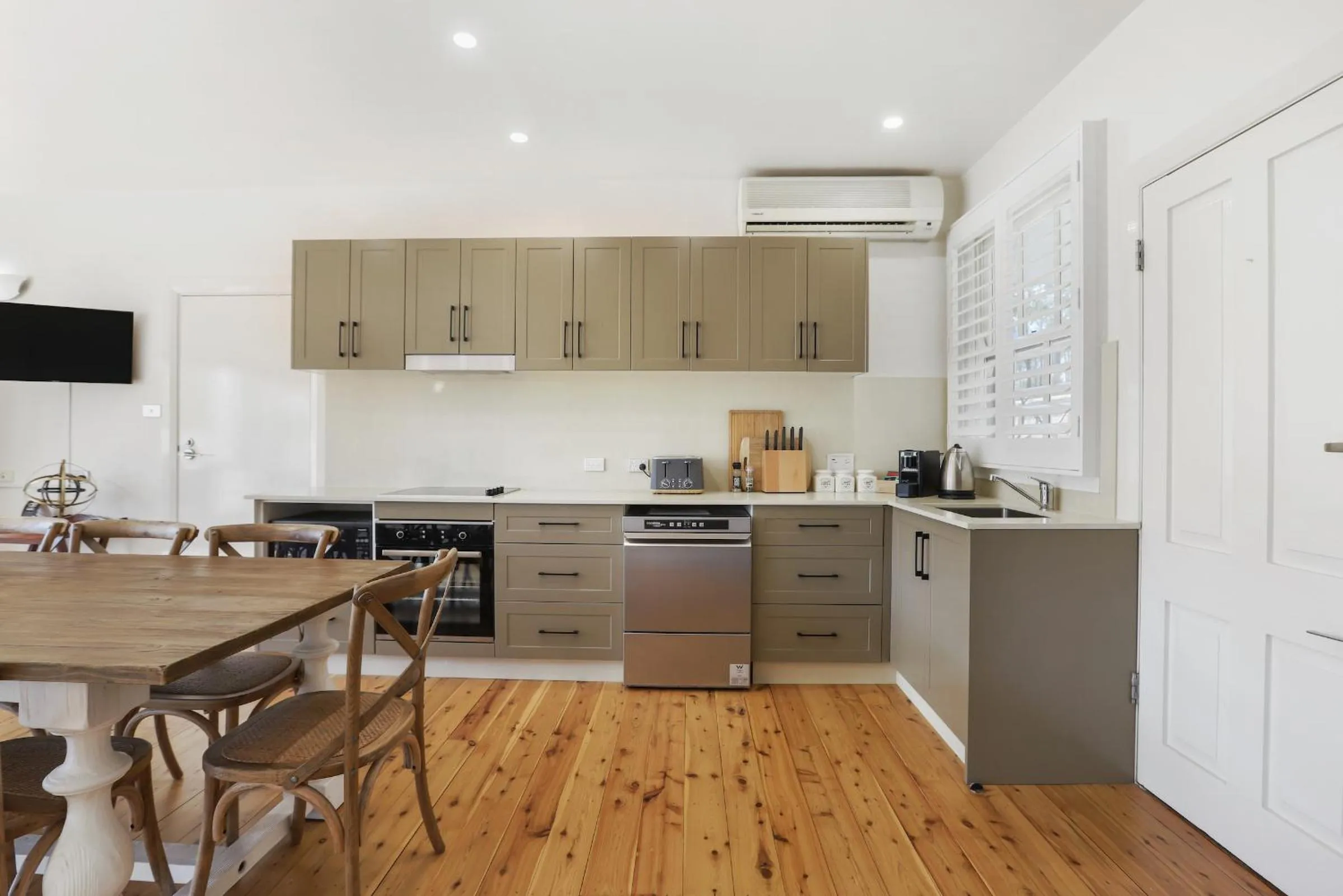 Kitchen or kitchenette in Brokenback Views Country Estate Hunter Valley