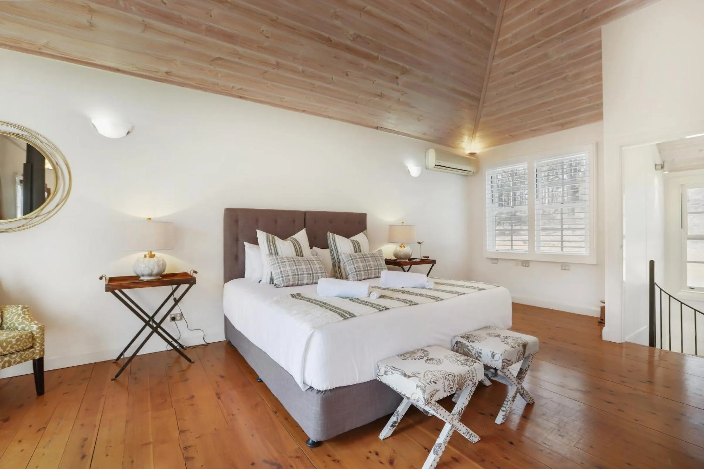 Bed in Brokenback Views Country Estate Hunter Valley