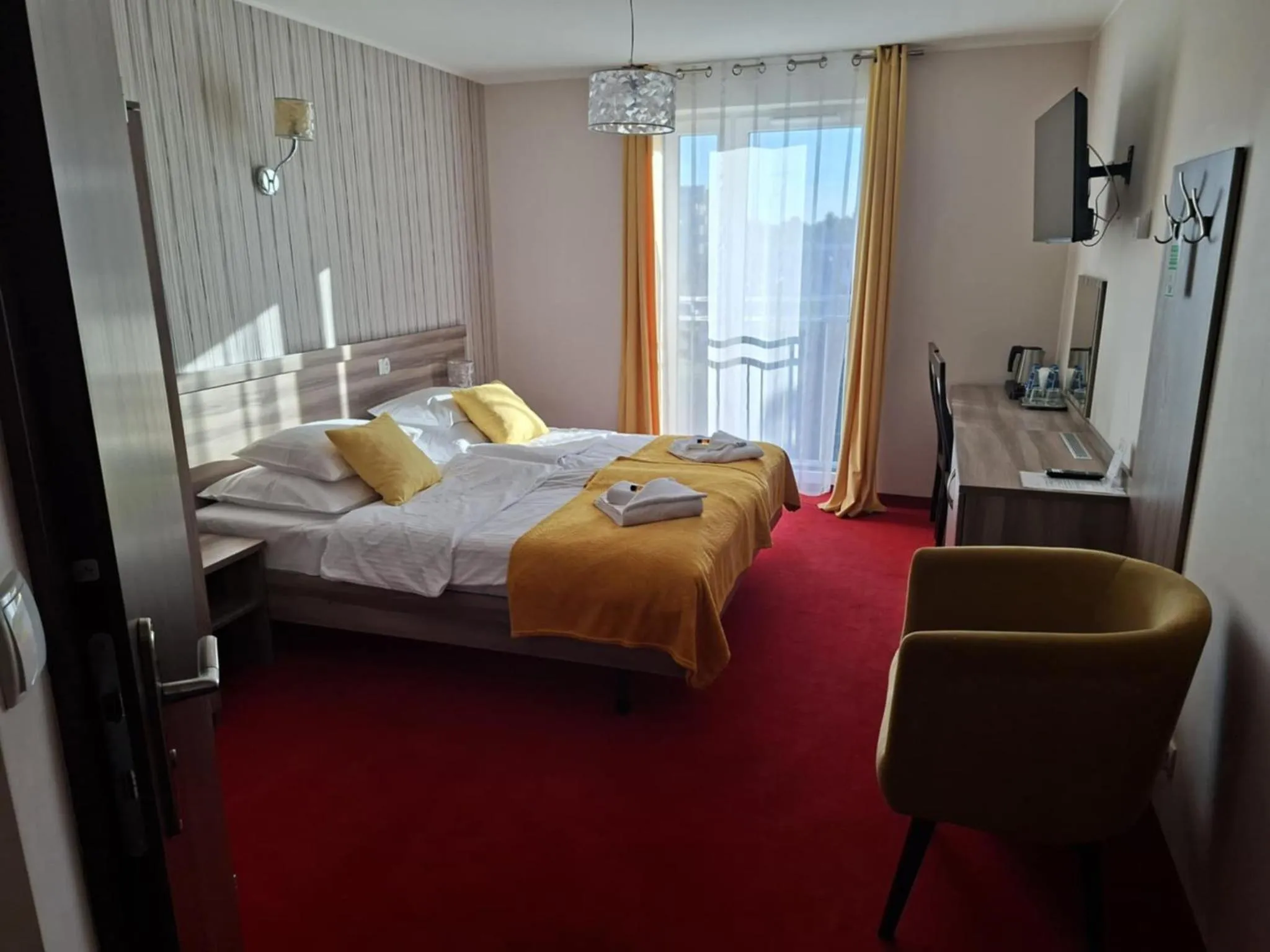 Photo of the whole room, Bed in Volter