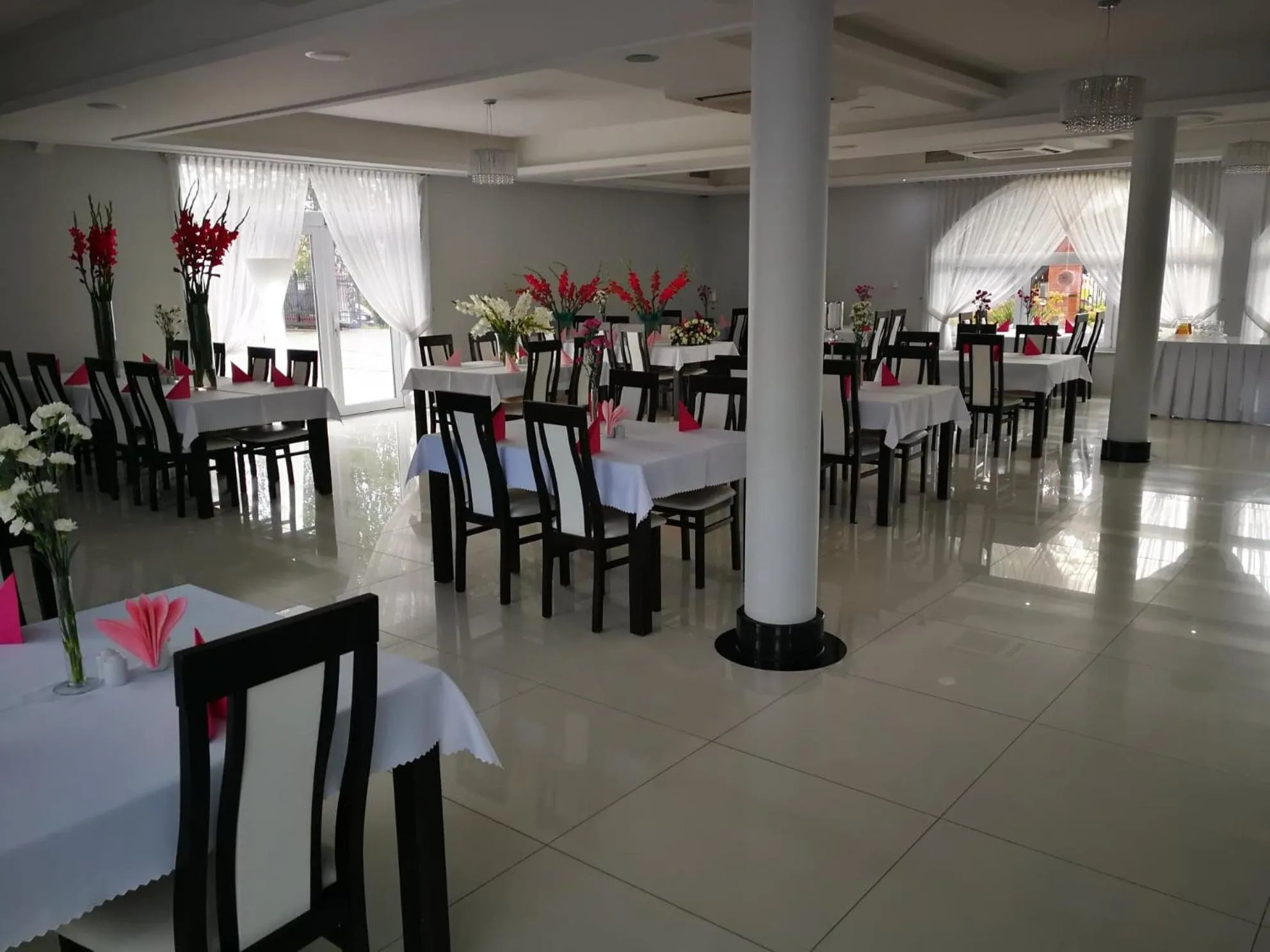 Restaurant/places to eat in Volter